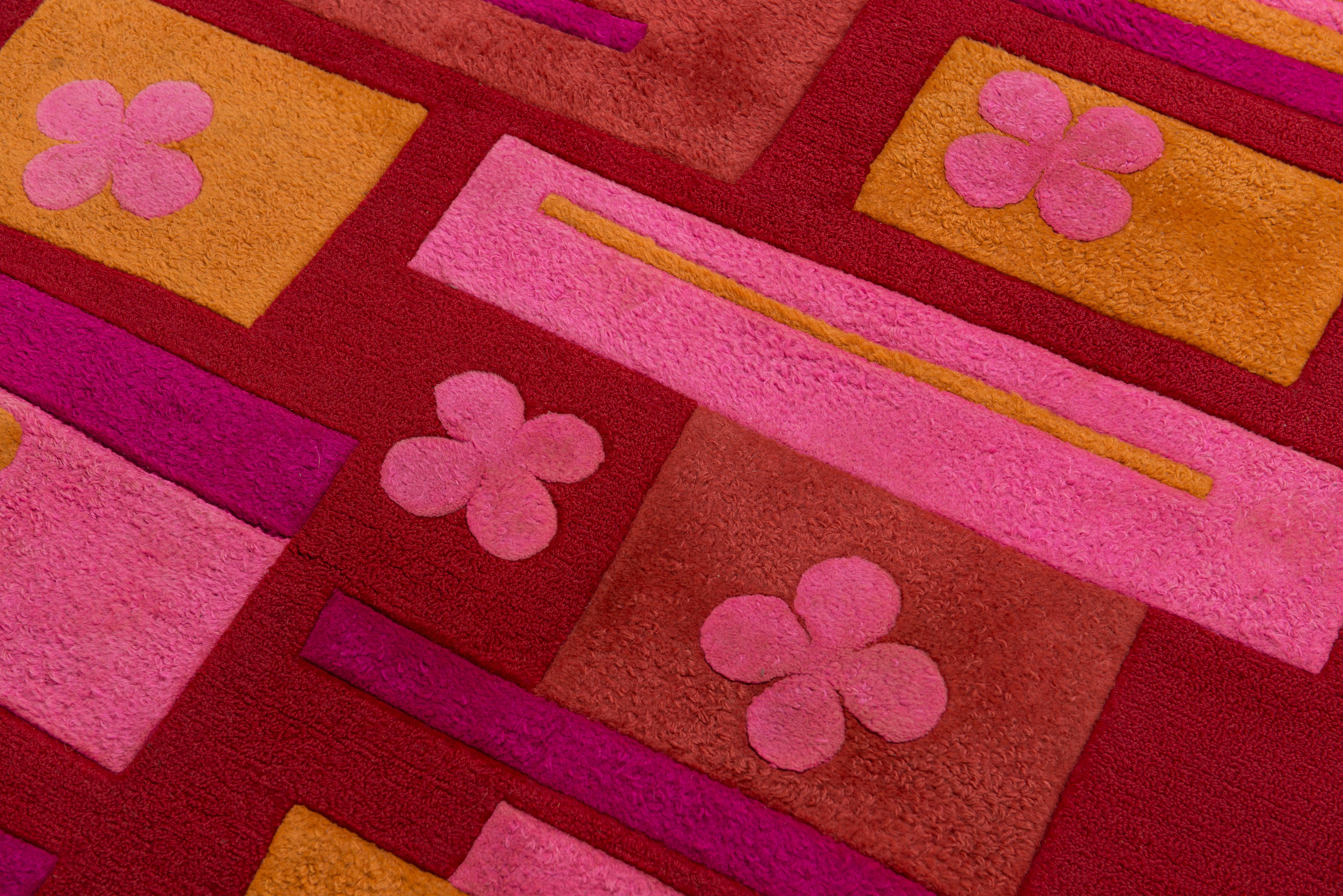 Edward Fields Carpet In Good Condition In Pawtucket, RI