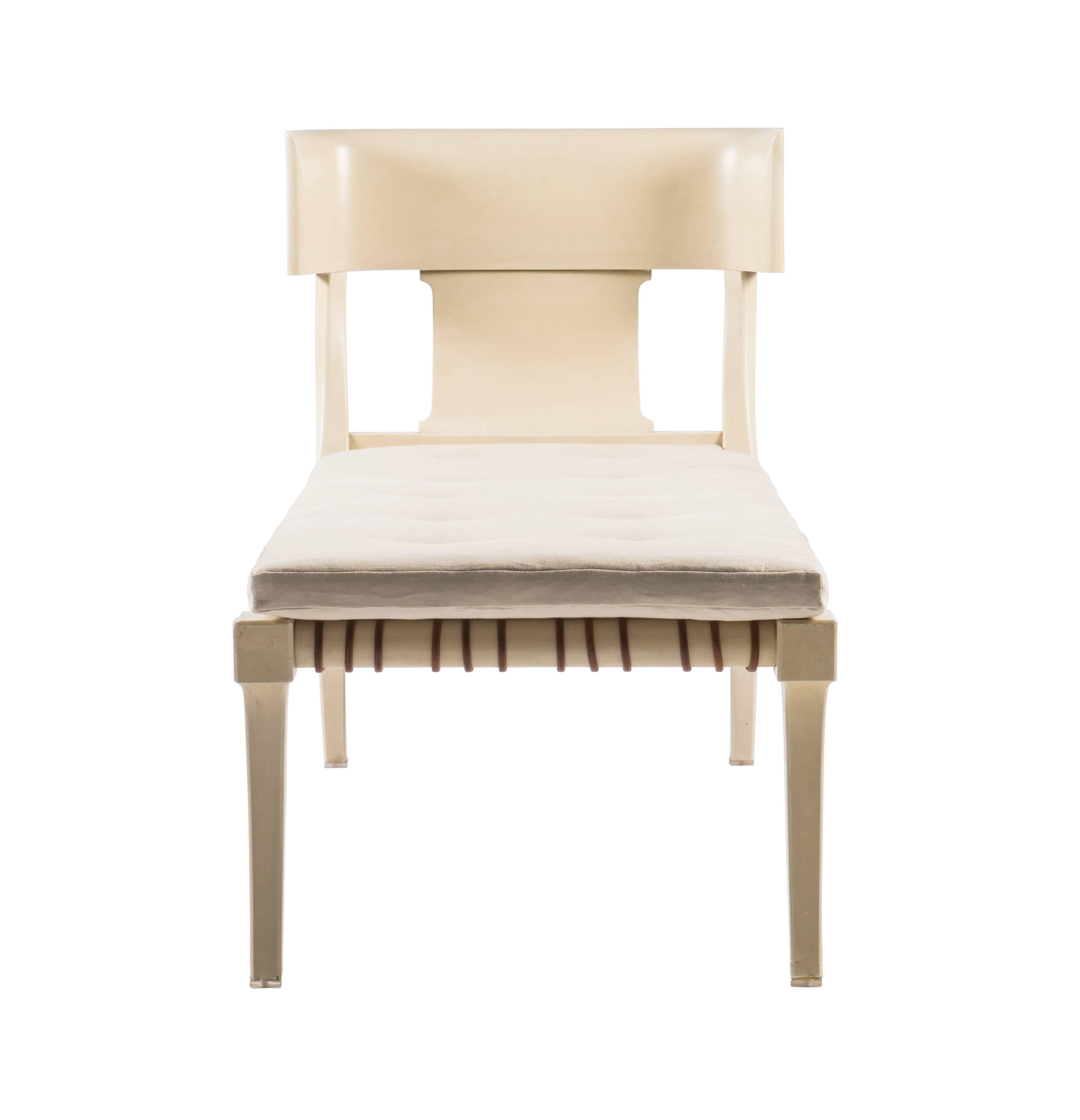 Rare T.H. Robsjohn-Gibbings Chaise Lounge for Saridis of Athens In Excellent Condition In Pawtucket, RI