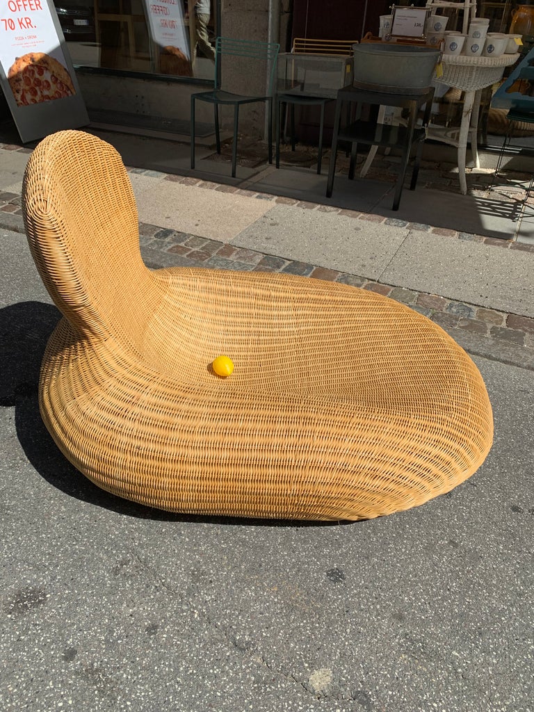 Vintage-IKEA-Rattan-Liegestuhl „Storvik“ von Carl Öjerstam im Angebot bei 1stDibs Deutschland