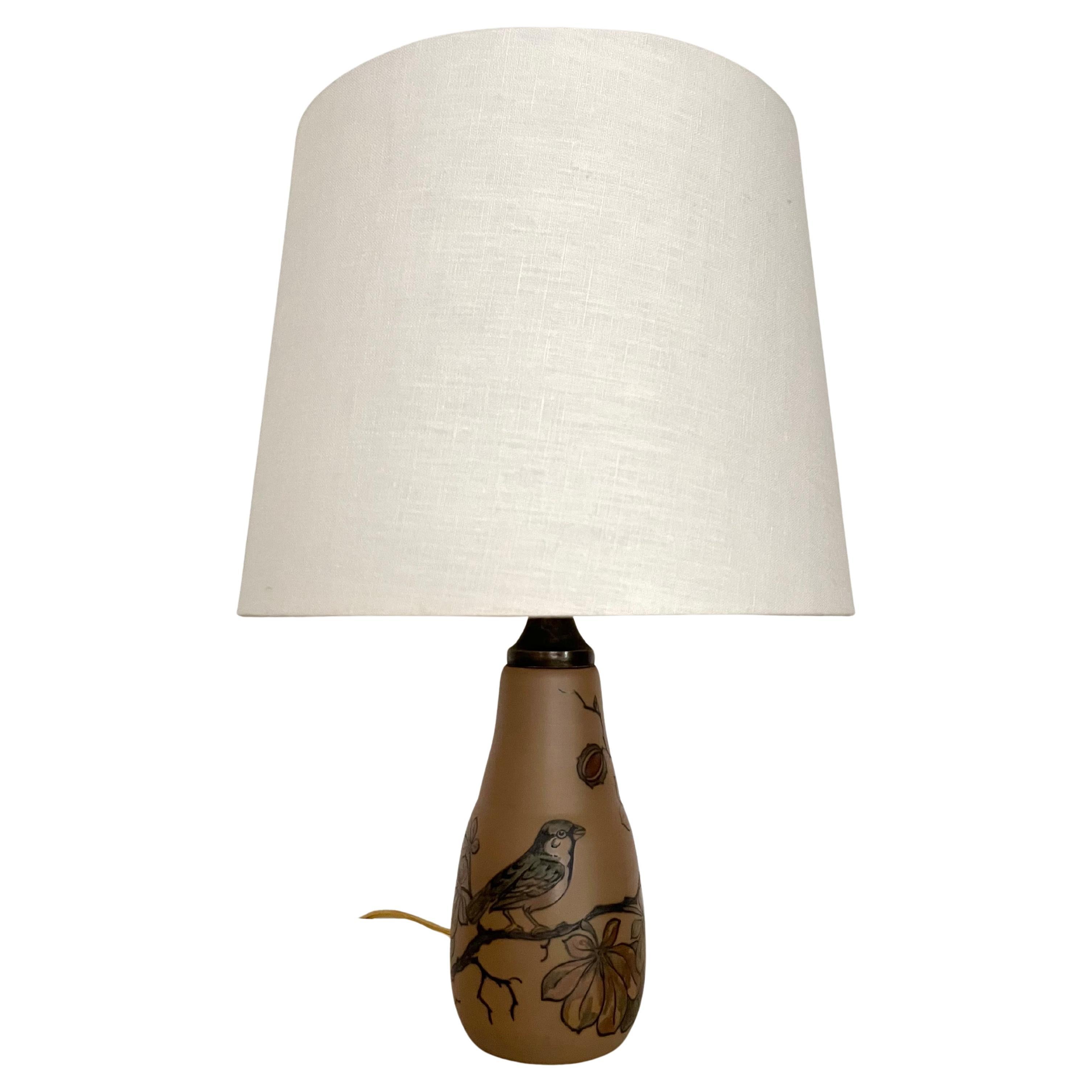 Lampada da tavolo danese art nouveau degli anni '30 in ceramica decorata a mano di L. Hjorth