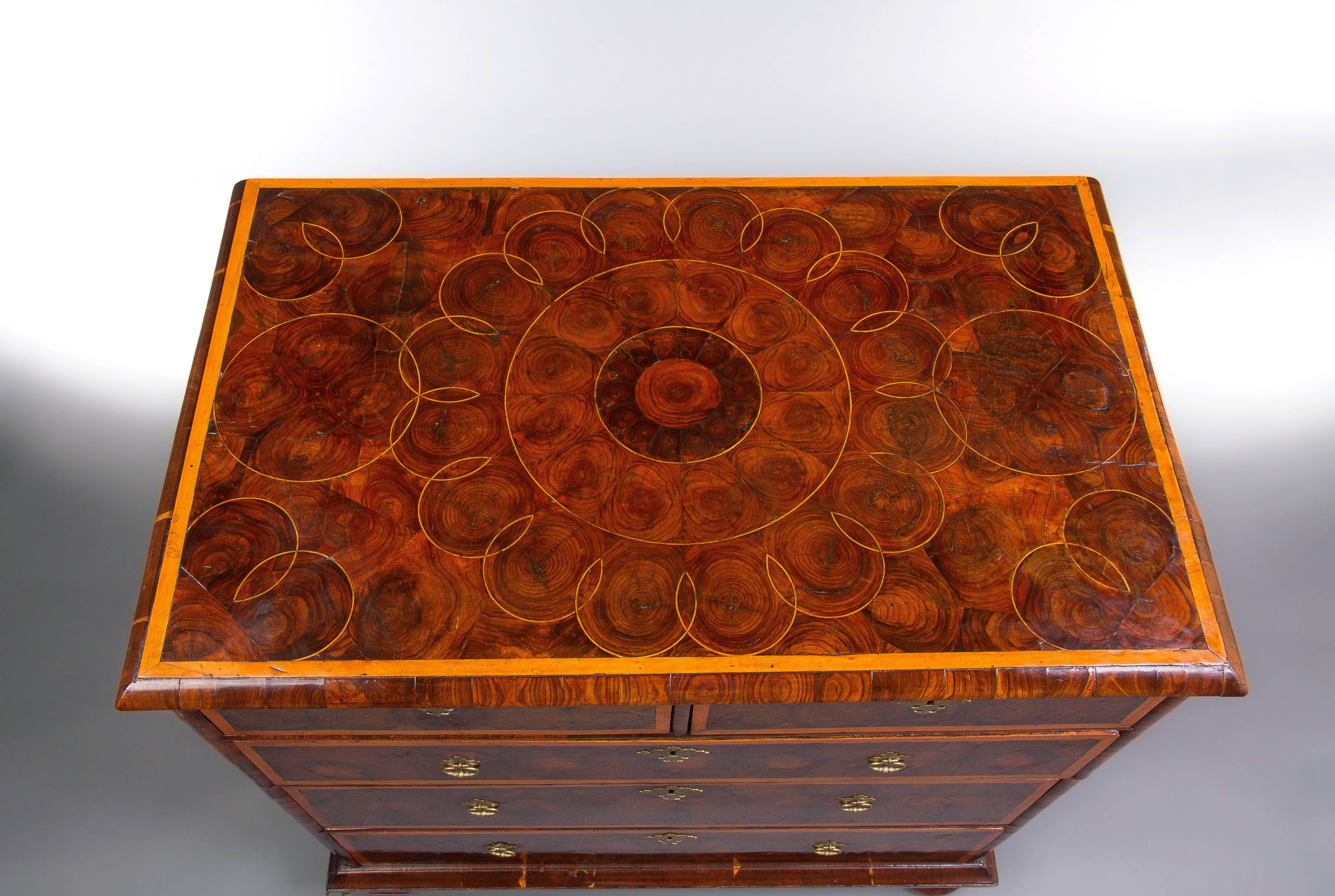 British Visually Striking Charles II Oyster Veneer and Line Inlay Chest of Drawers For Sale