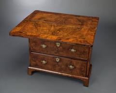 Exceptional George I Walnut Bachelor's Chest of Drawers