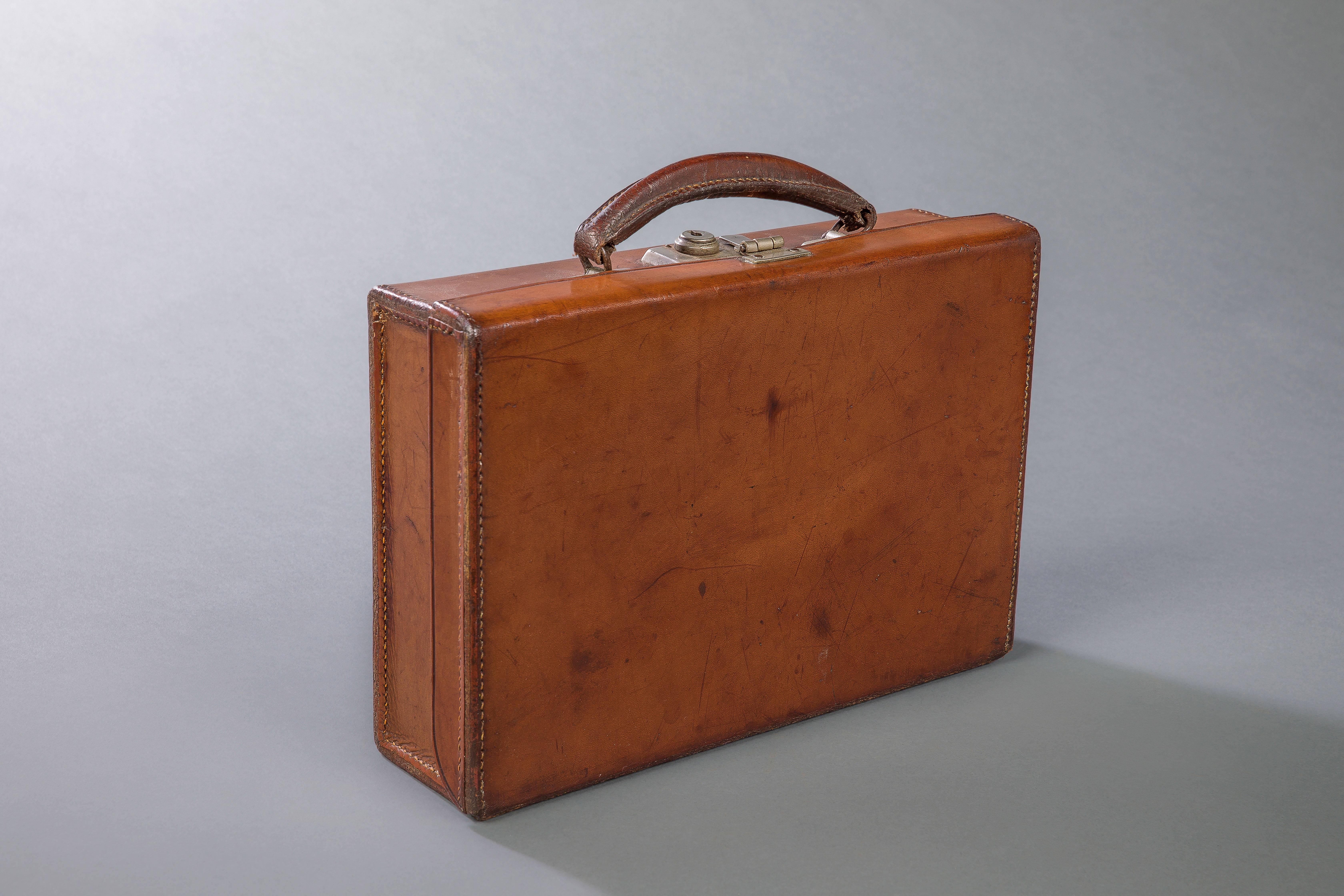 A good case of English hide leather from the late 19th-early 20th century.