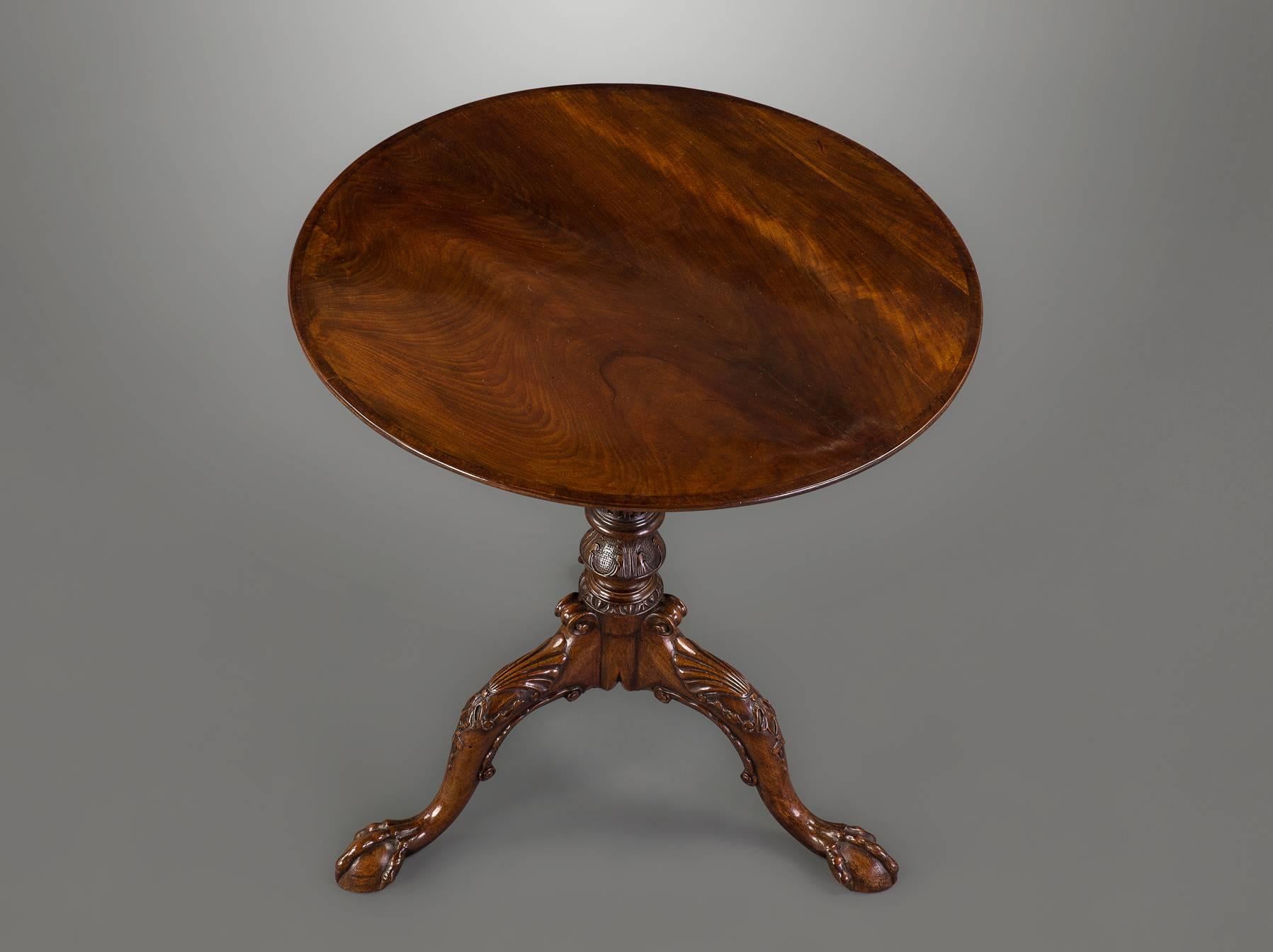 Fine George II Mahogany Tripod Table In Excellent Condition For Sale In New York, NY