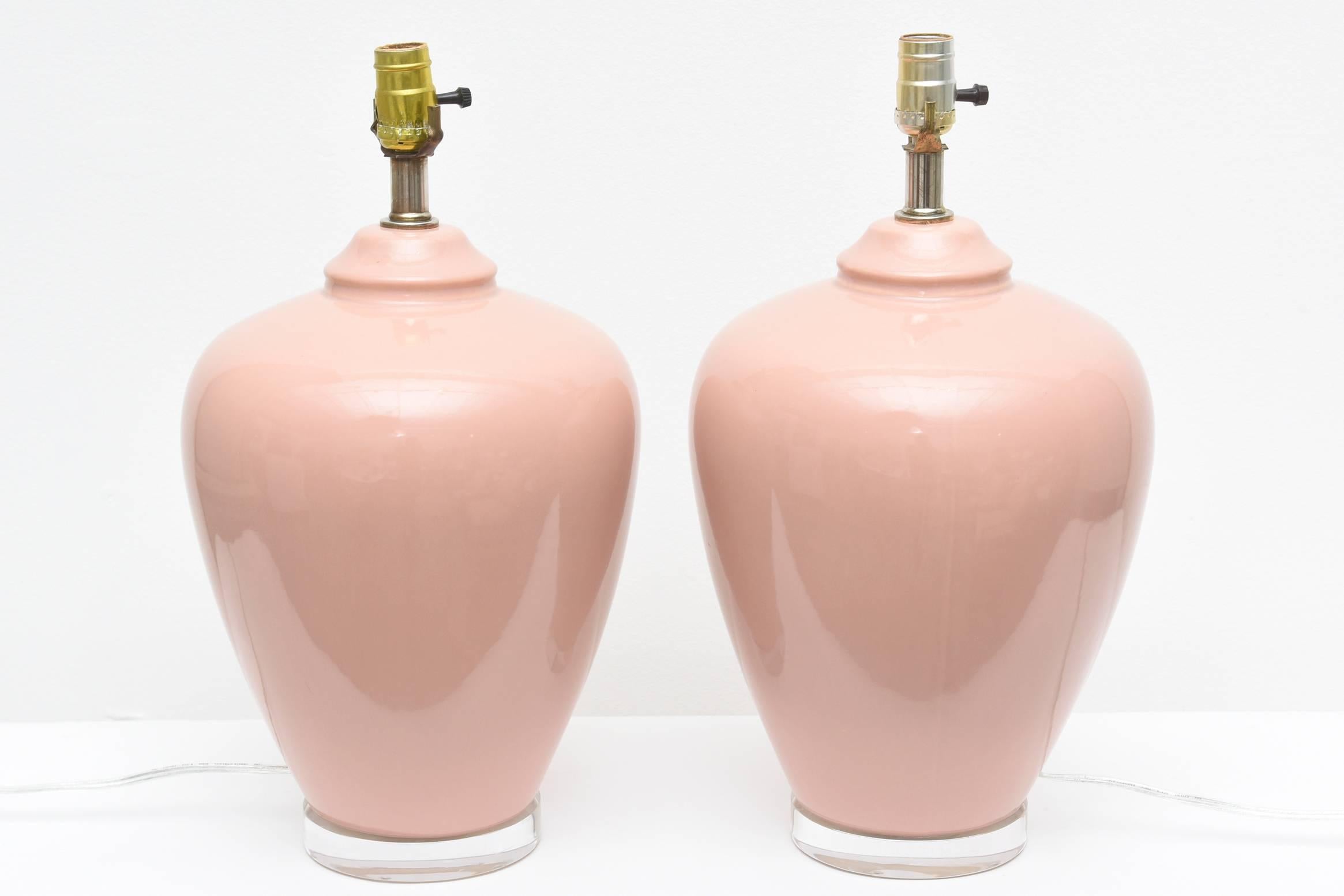20th Century Pair of Vintage Pink Italian Ceramic Table Lamps, 1970s