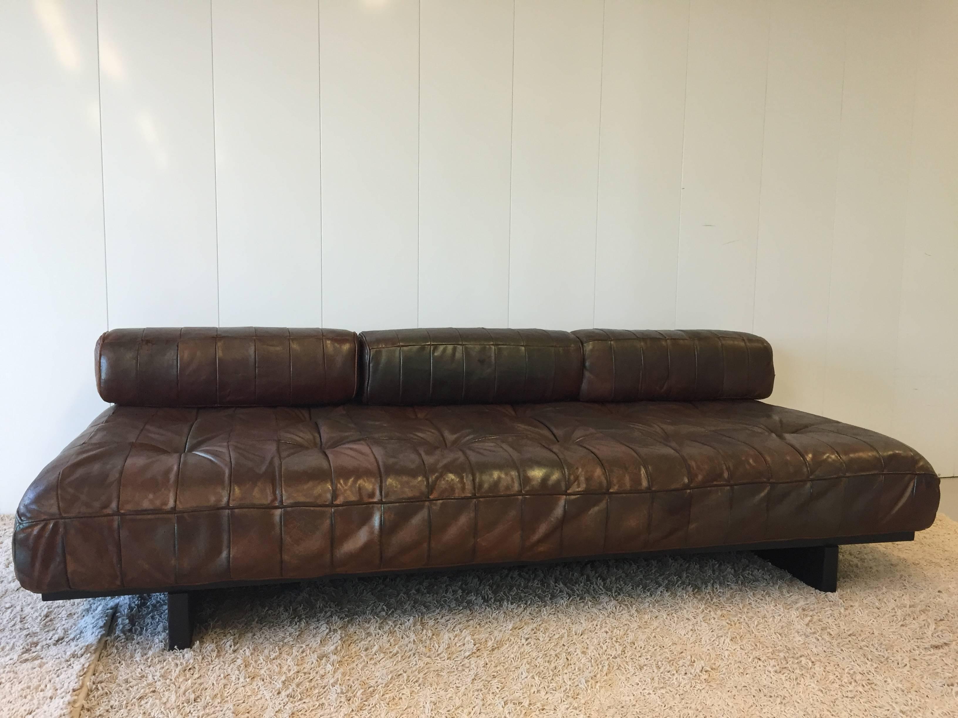 Mid-Century Modern Pair of De Sede Ds-80 Daybed Leather Sofas