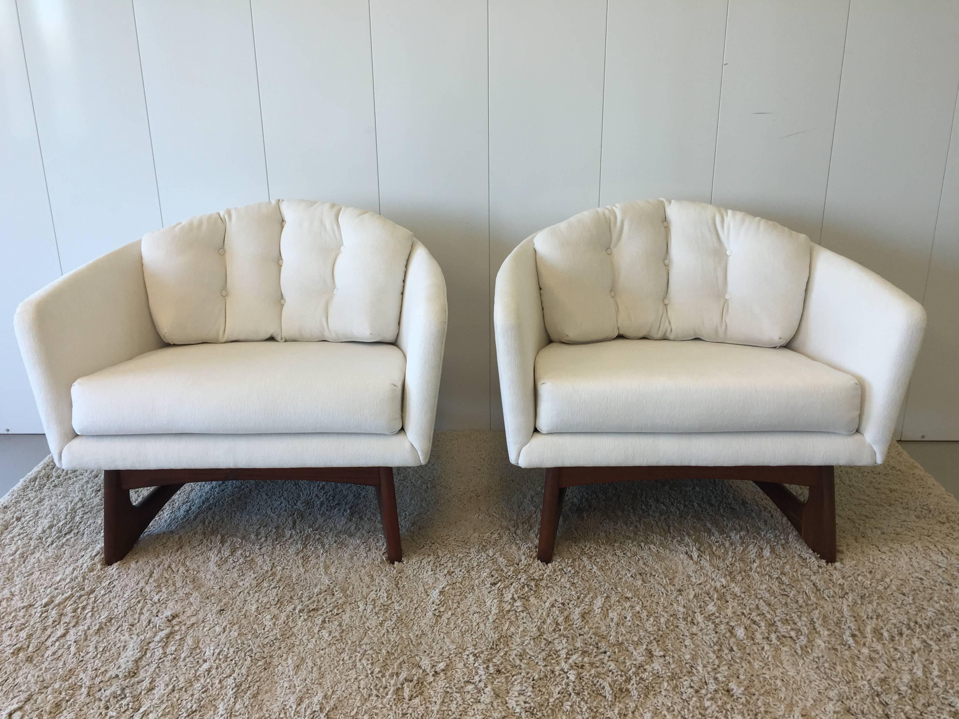Pair of Adrian Pearsall Club Chairs 3