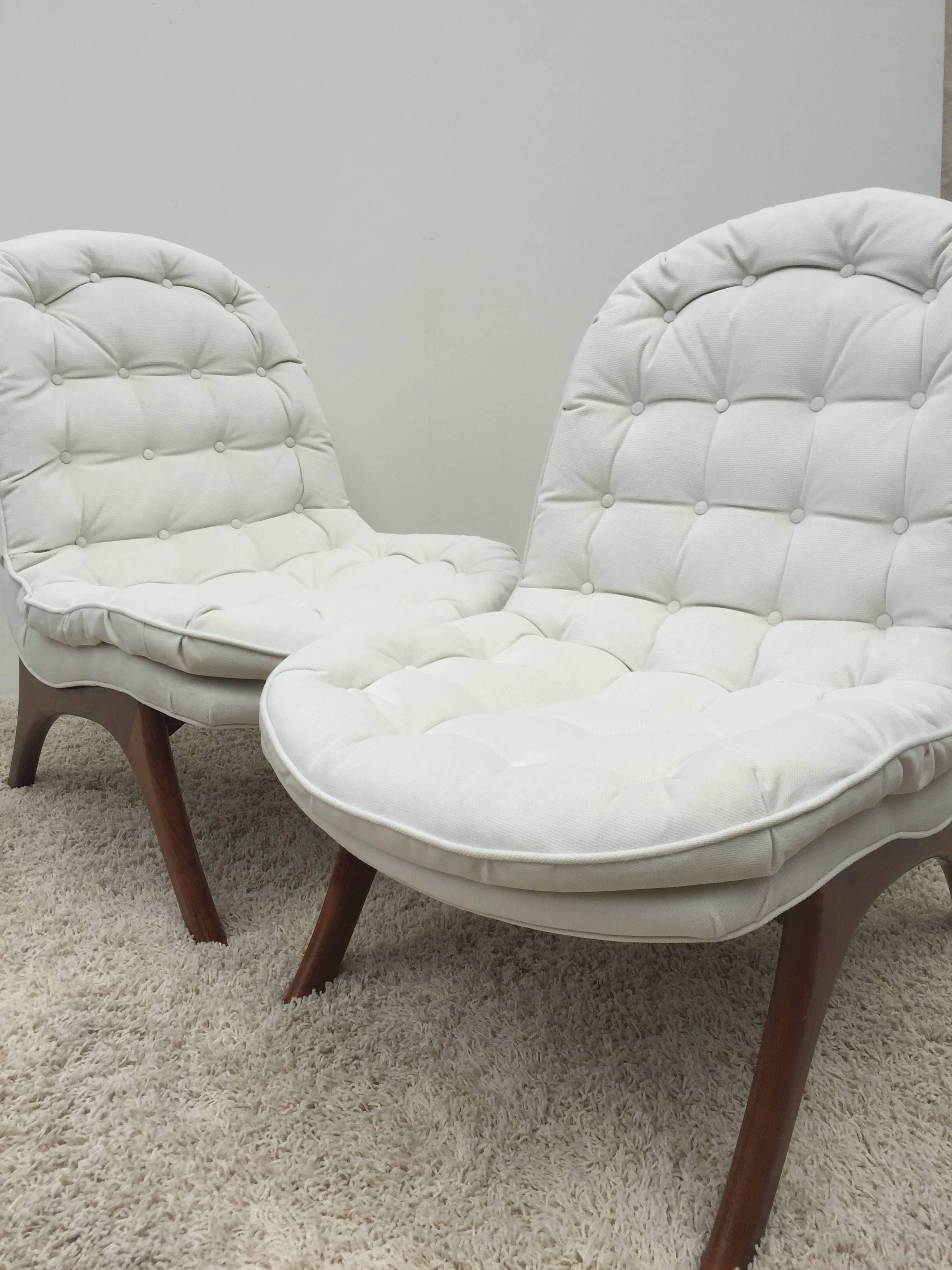 Mid-Century Modern Pair of Club Chairs and Slipper Chairs in the style of Adrian Pearsall 