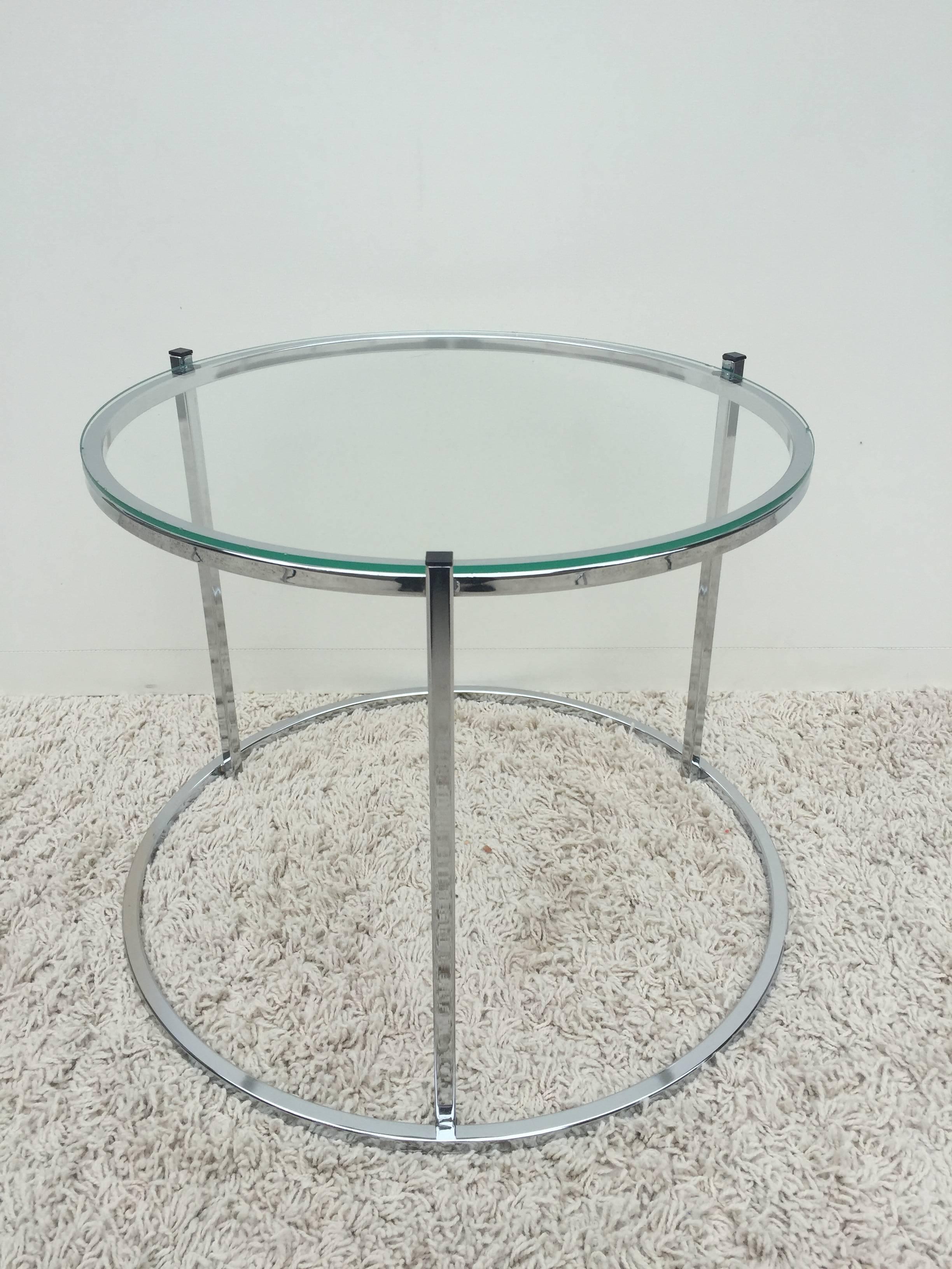 American Milo Baughman Style Chrome Glass Stacking/Nesting Side Tables For Sale