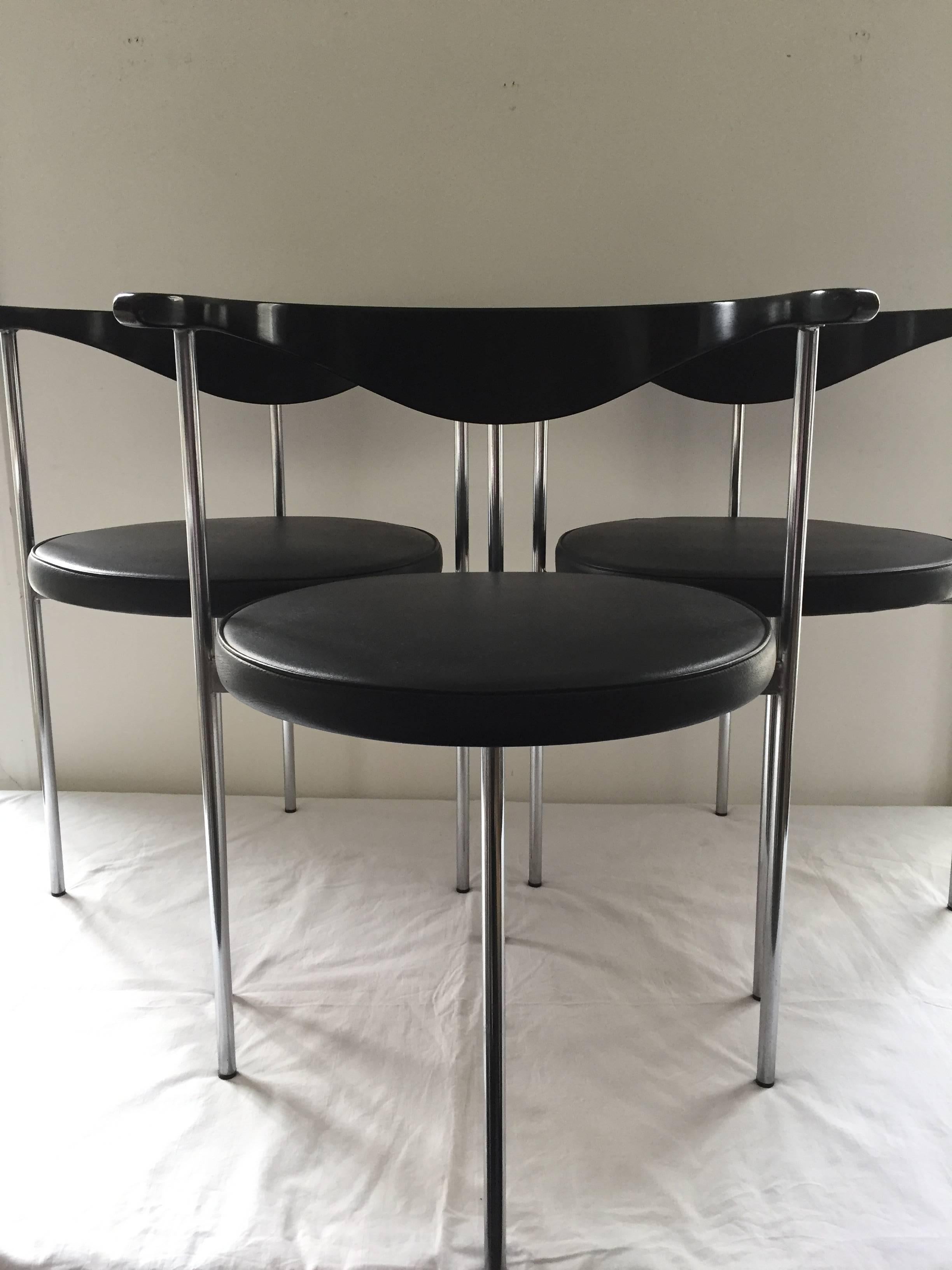 Fritz Hansen/Hans Wegner Frederick Sieck Designed Set of Six Dining/Office Chair In Excellent Condition For Sale In Westport, CT