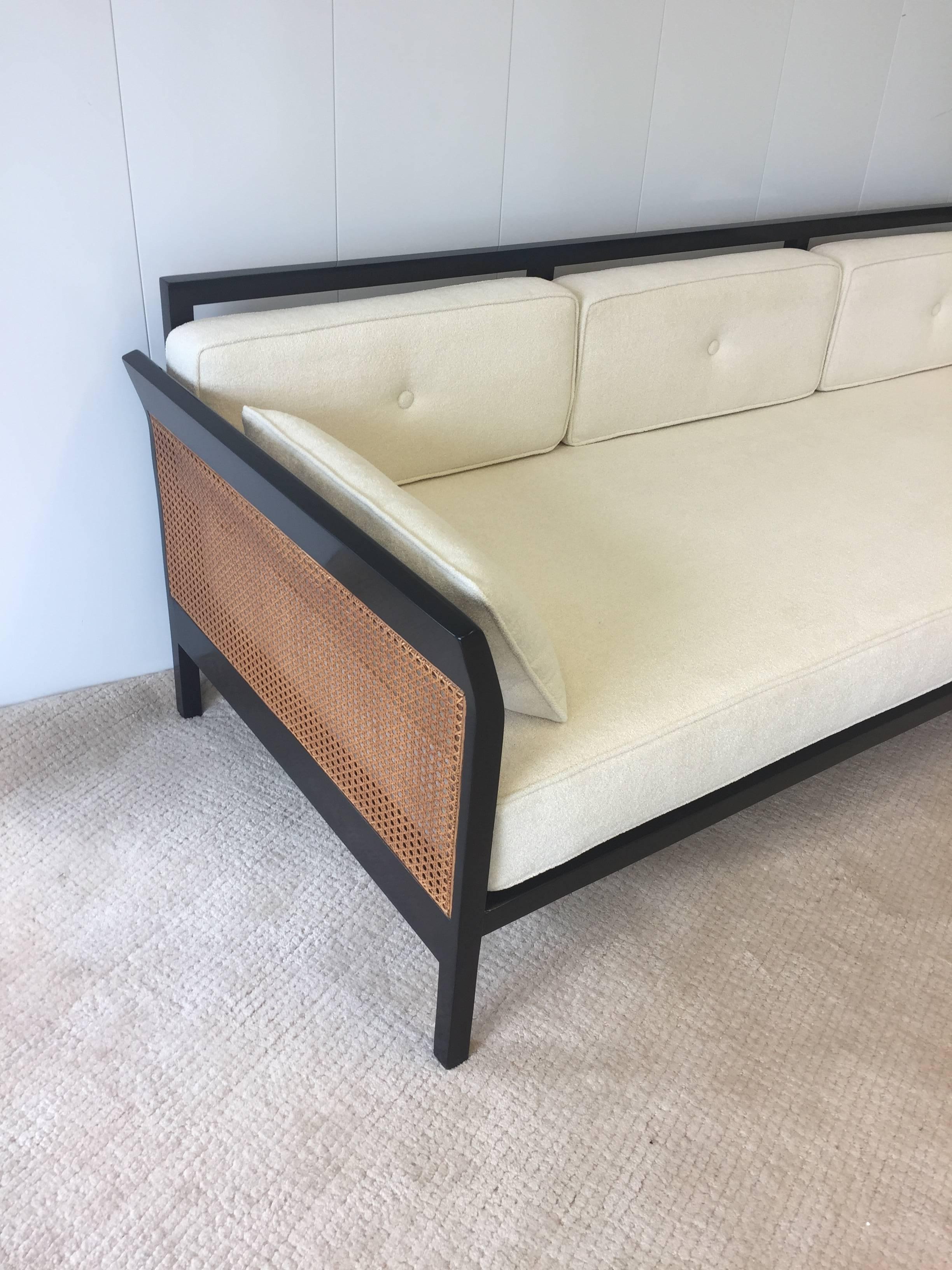 American Edward Wormley Elegant Sofa/Daybed 