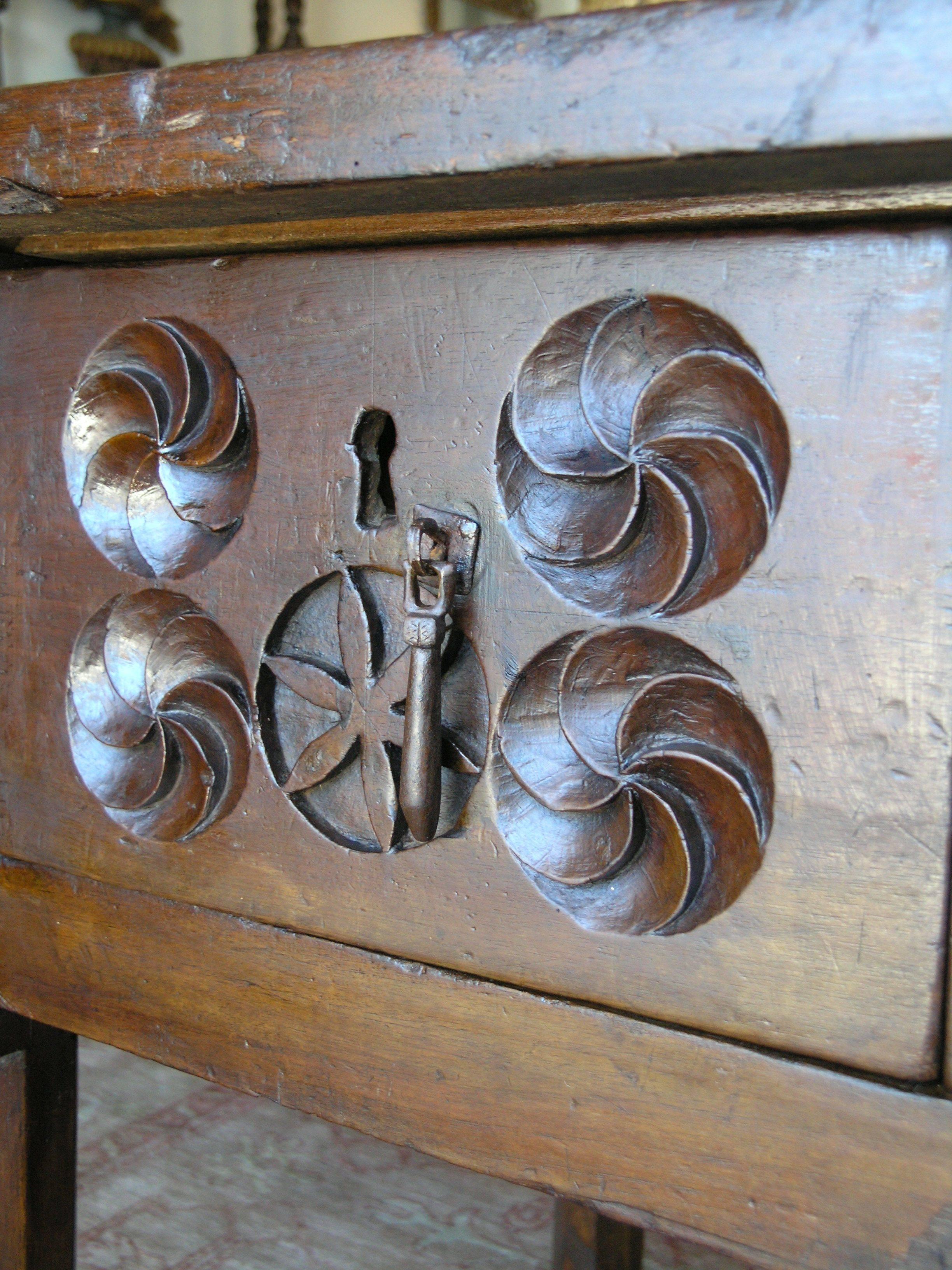 18th C. Spanish Baroque Table In Excellent Condition In Los Angeles, CA