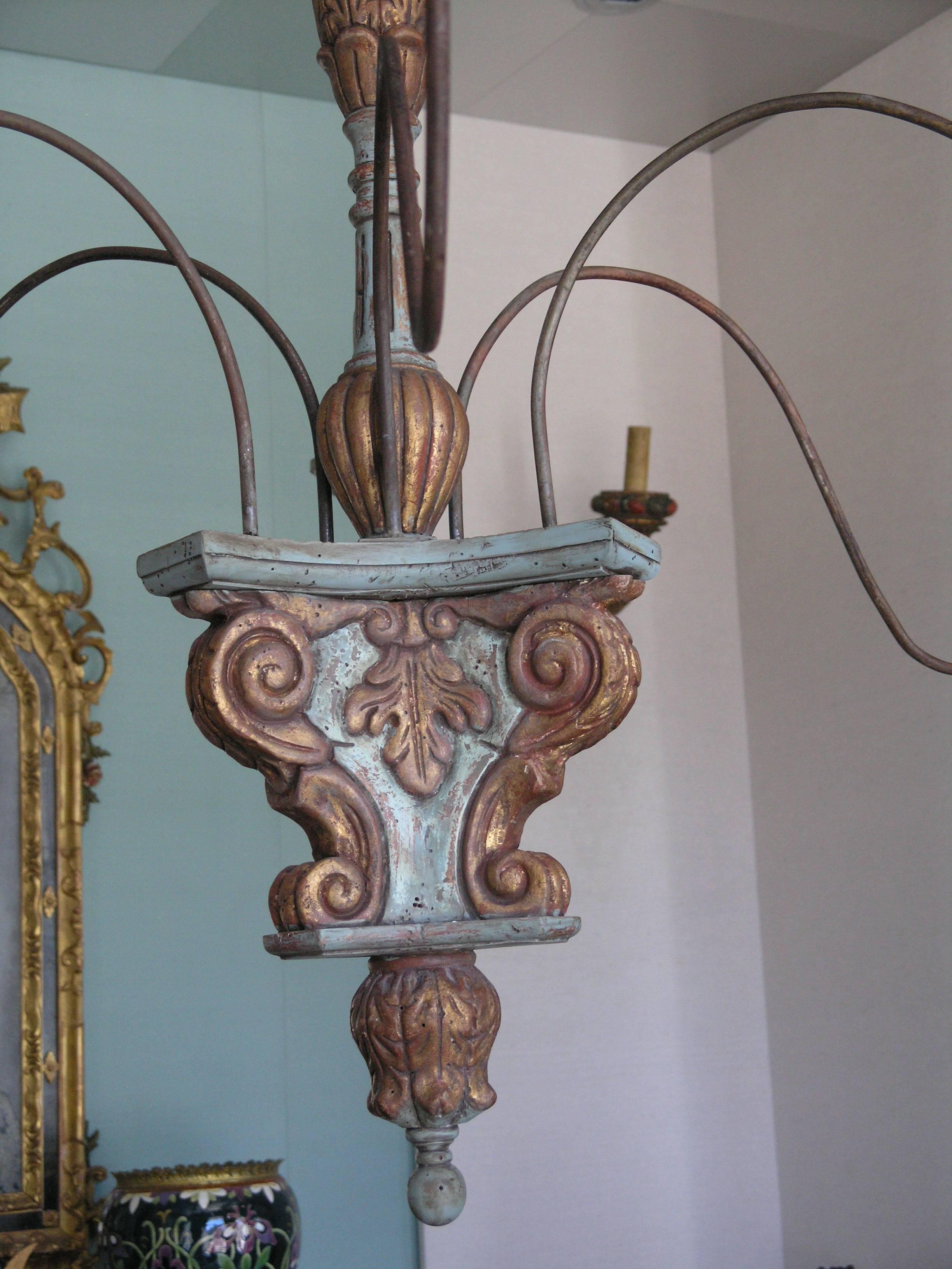 Italian Pair of Large Painted and Tole Chandeliers For Sale