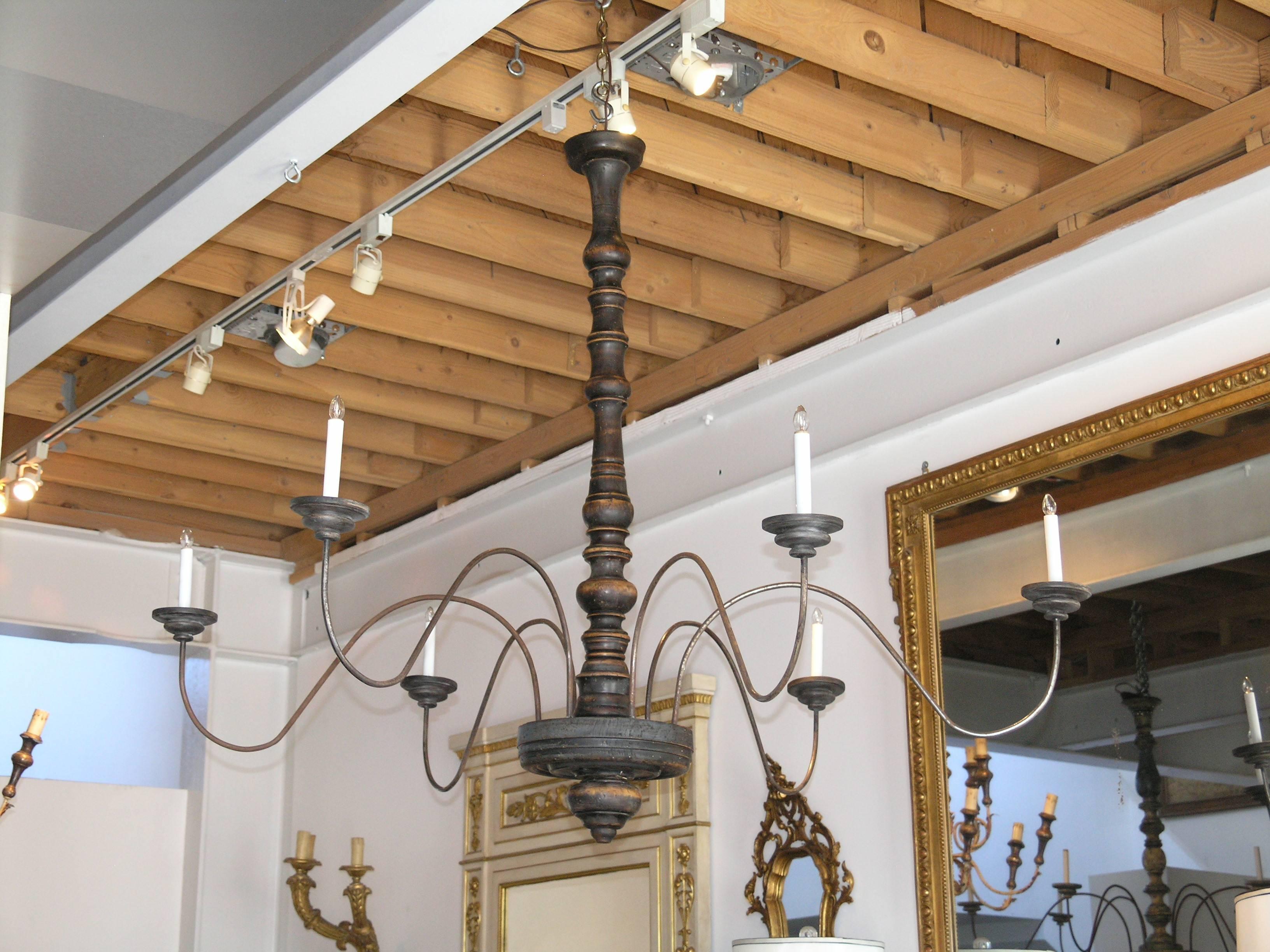 Large Tuscan Walnut Chandelier In Excellent Condition For Sale In Los Angeles, CA
