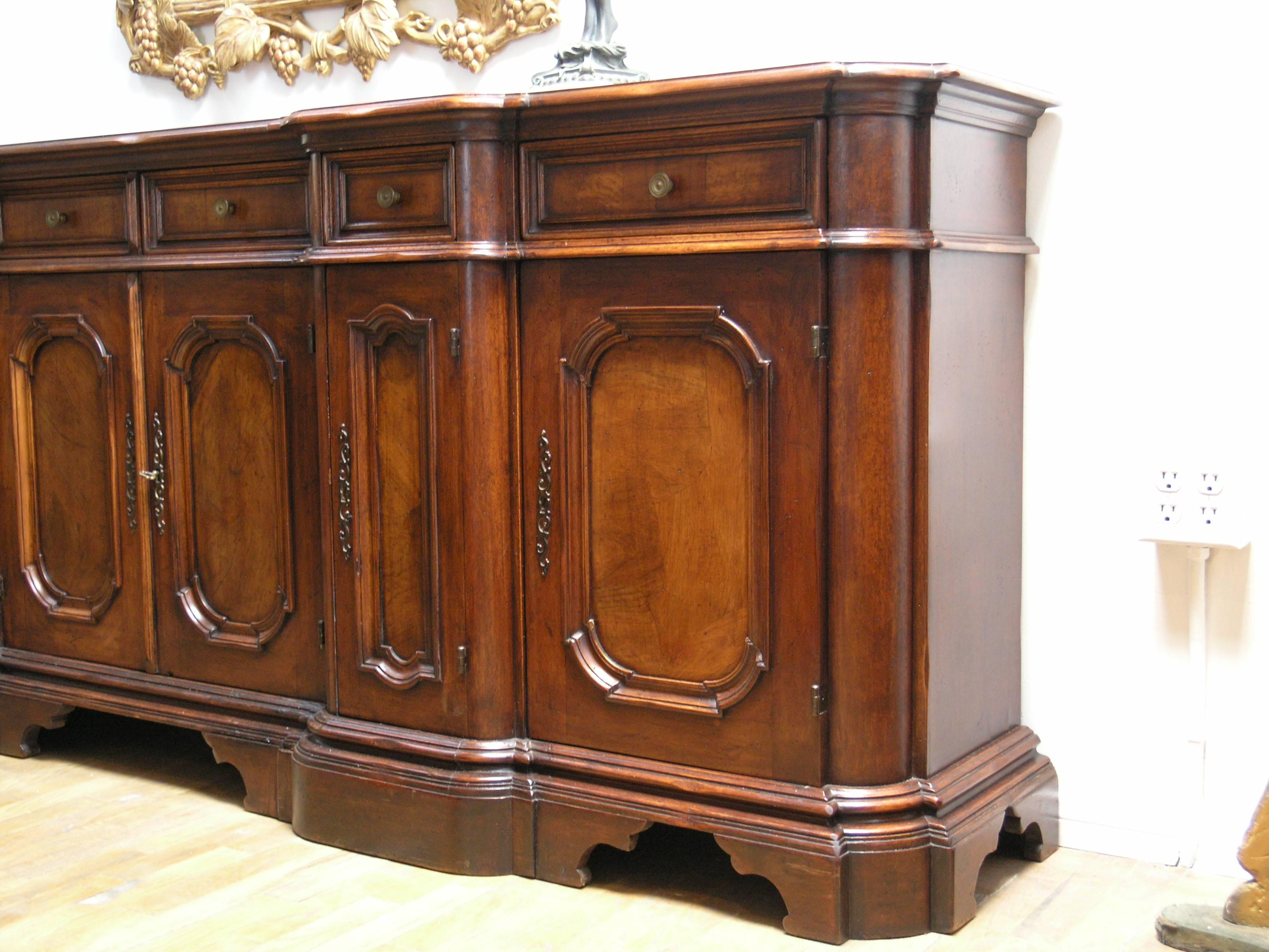 Louis Philippe Walnut Enfilade In Excellent Condition In Los Angeles, CA