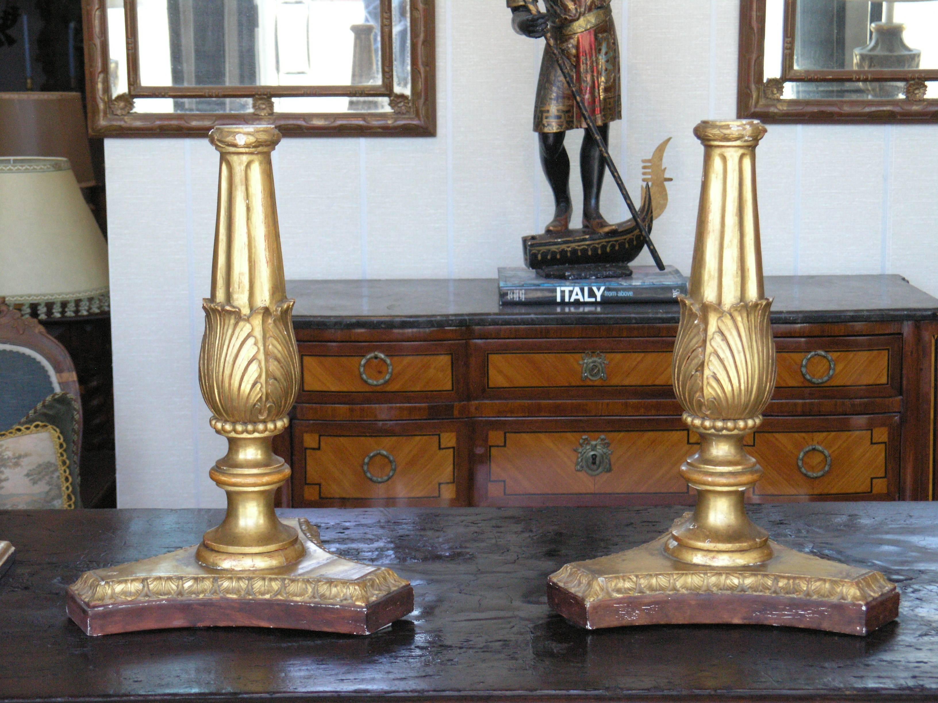 Pair of 18th Century Italian Neoclassical Giltwood Candleholders In Excellent Condition For Sale In Los Angeles, CA