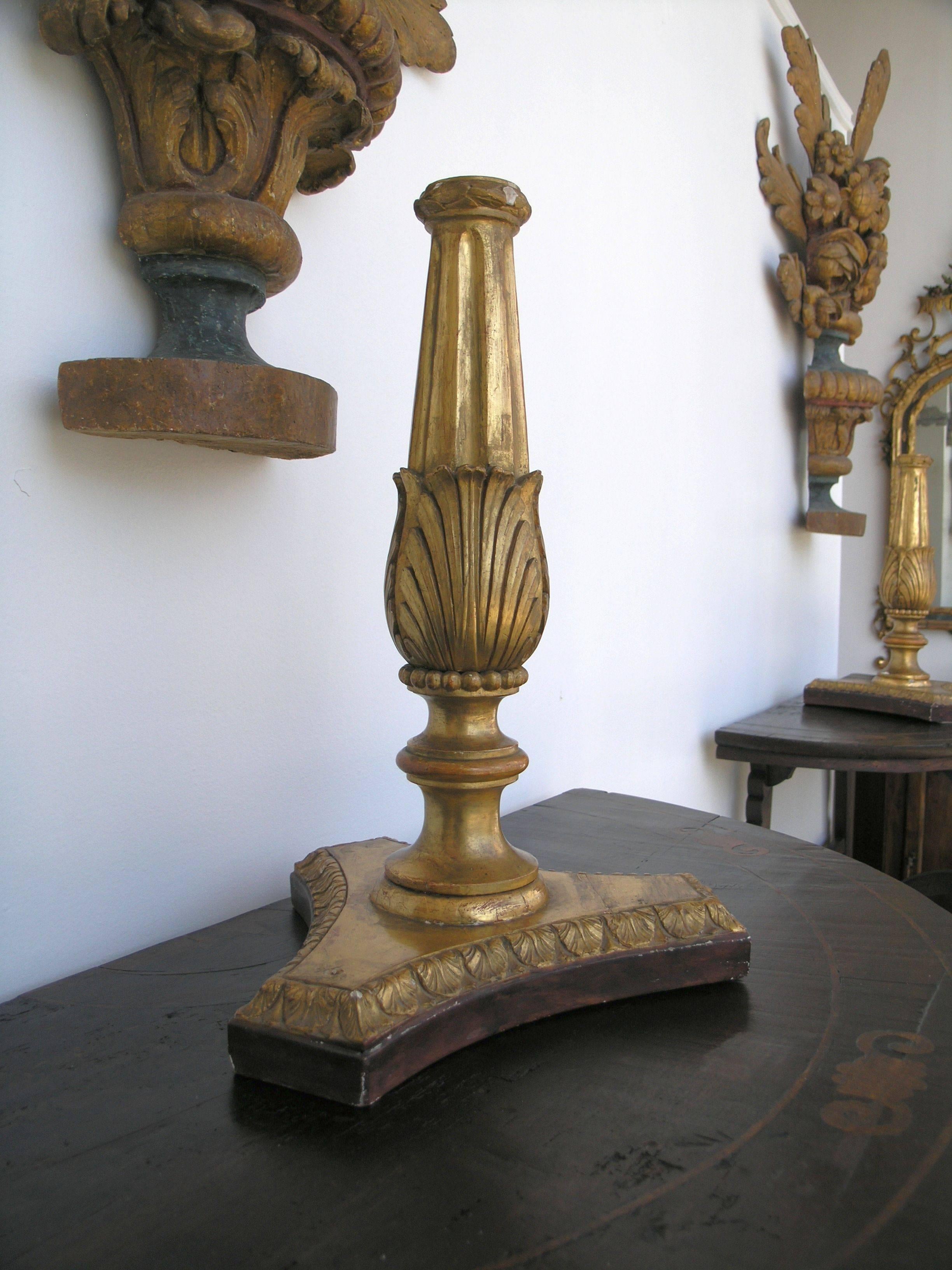 Pair of 18th Century Italian Neoclassical Giltwood Candleholders For Sale 3