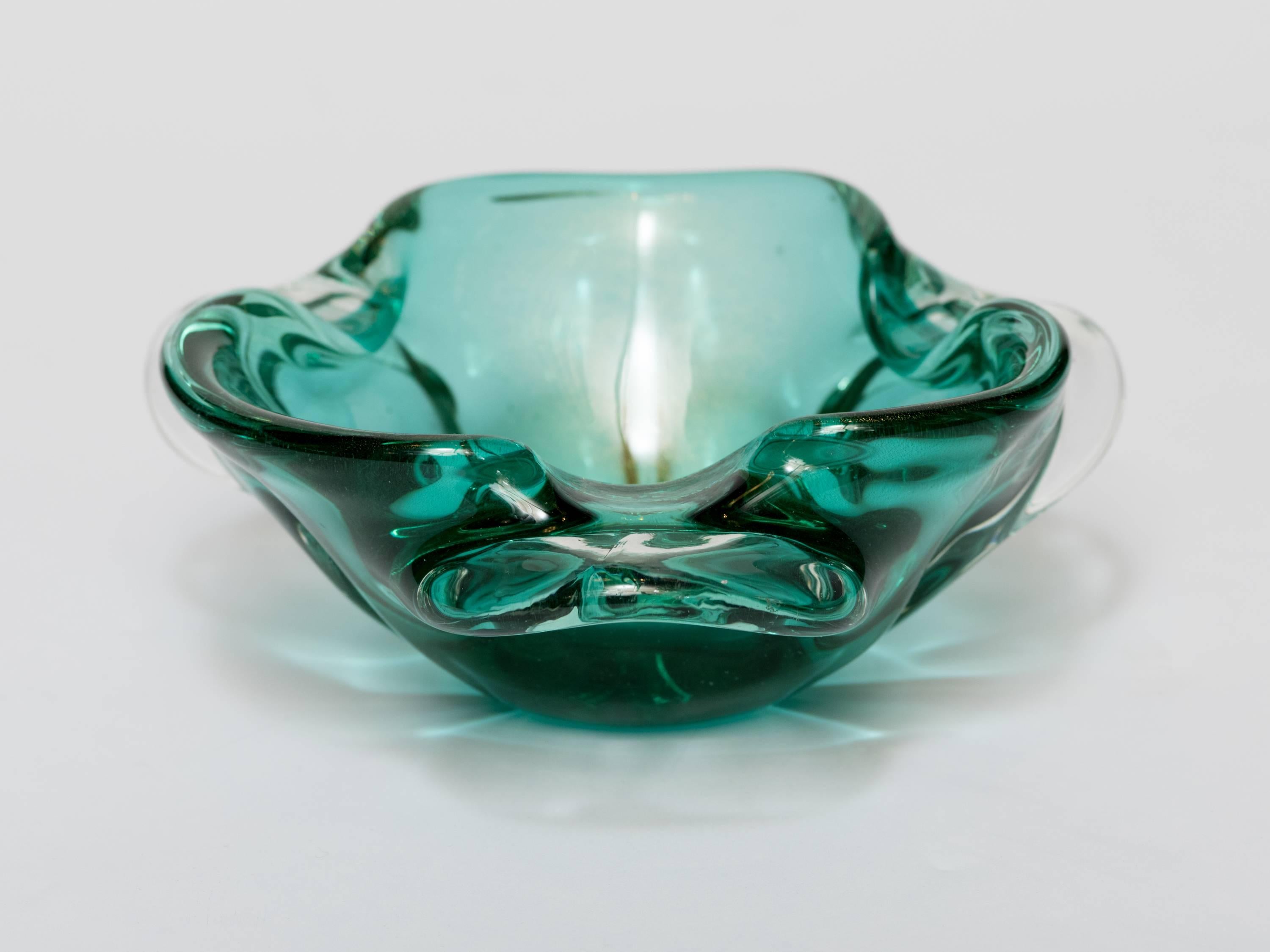 emerald green bowl