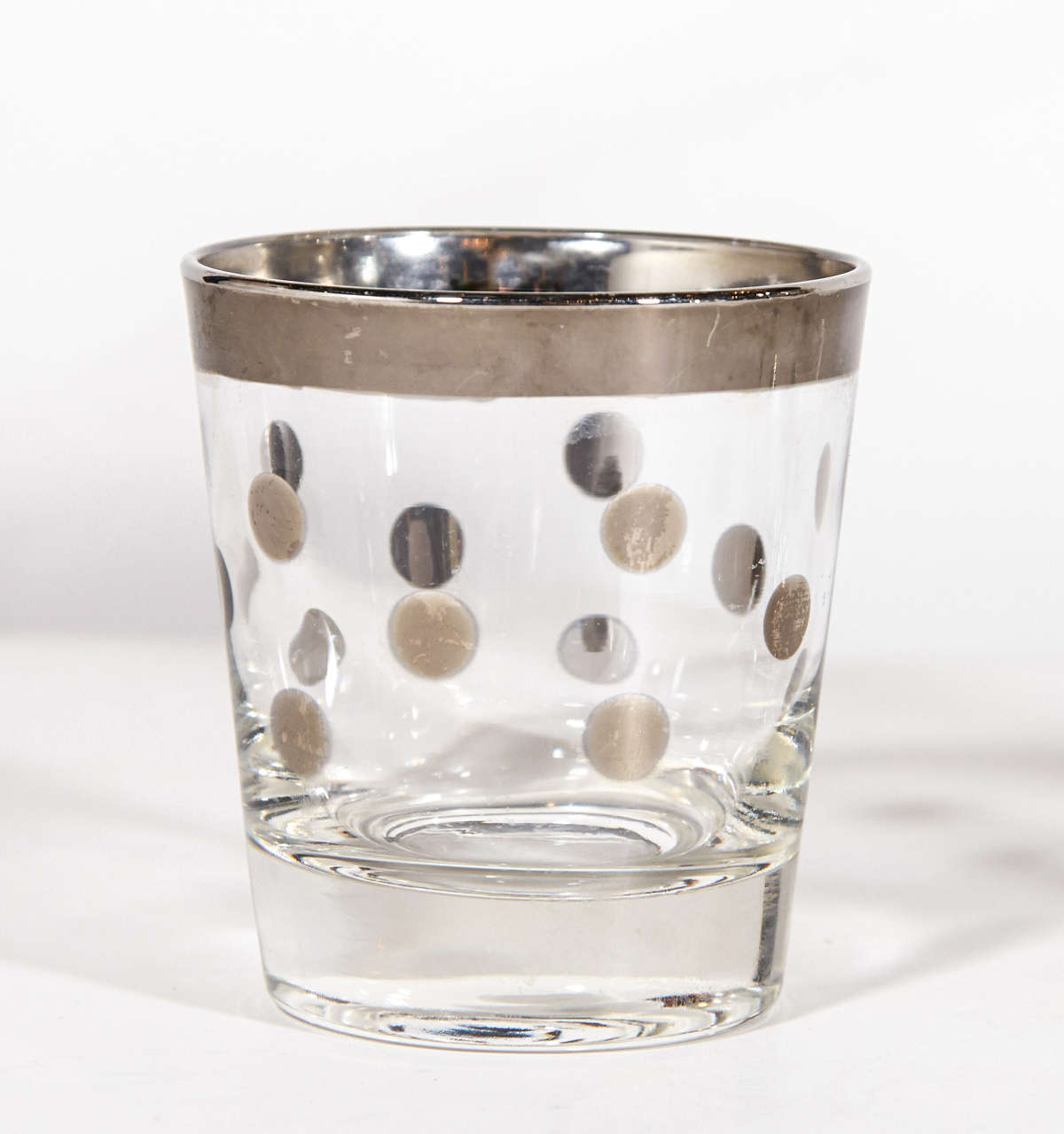 Set of 12 Dorothy Thorpe Barware Glasses with Polka Dot Design In Excellent Condition In Fort Lauderdale, FL