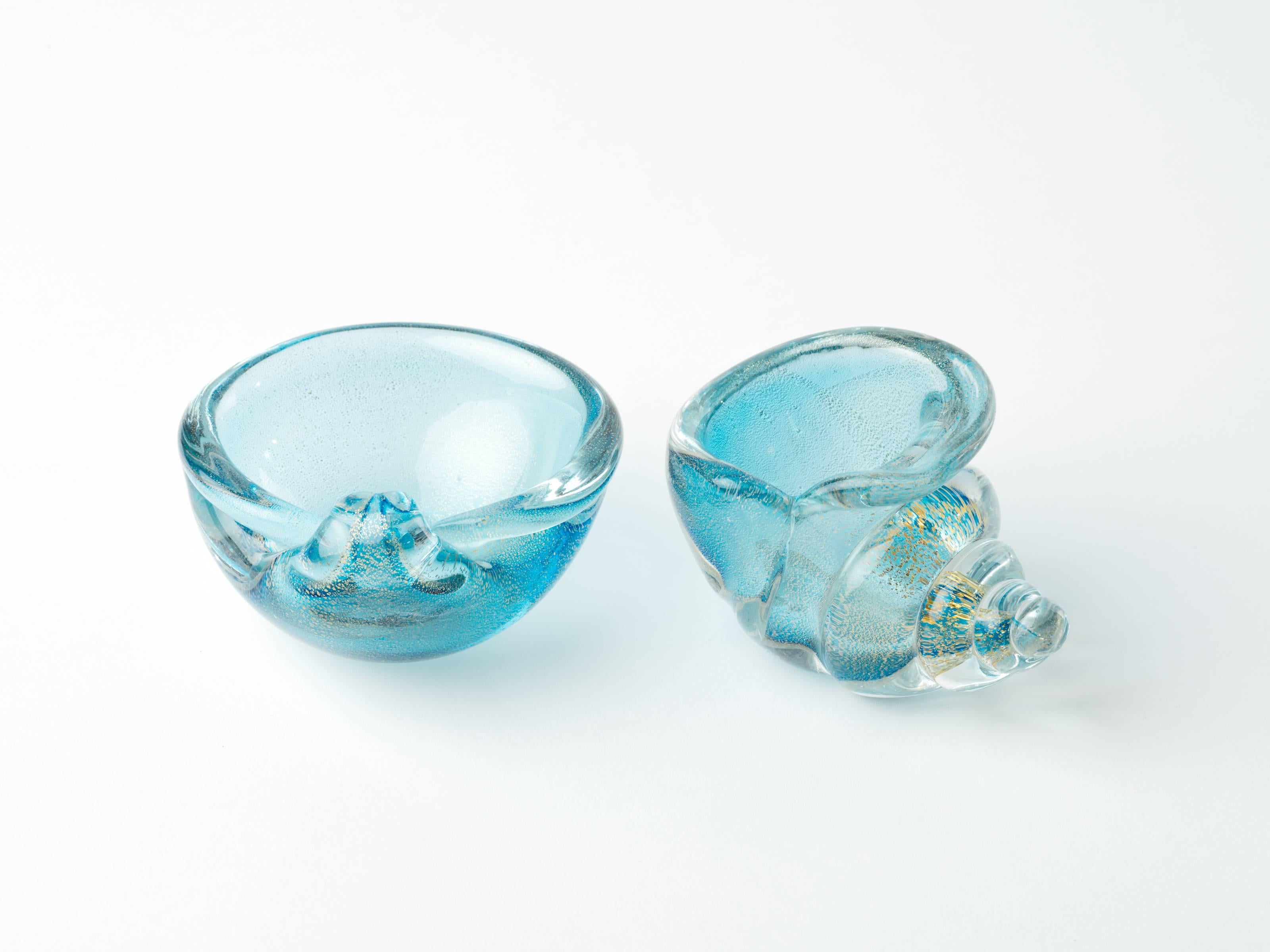 Mid-Century Modern Pair of Exquisite Aqua and Gold Murano Bowls by Alfredo Barbini