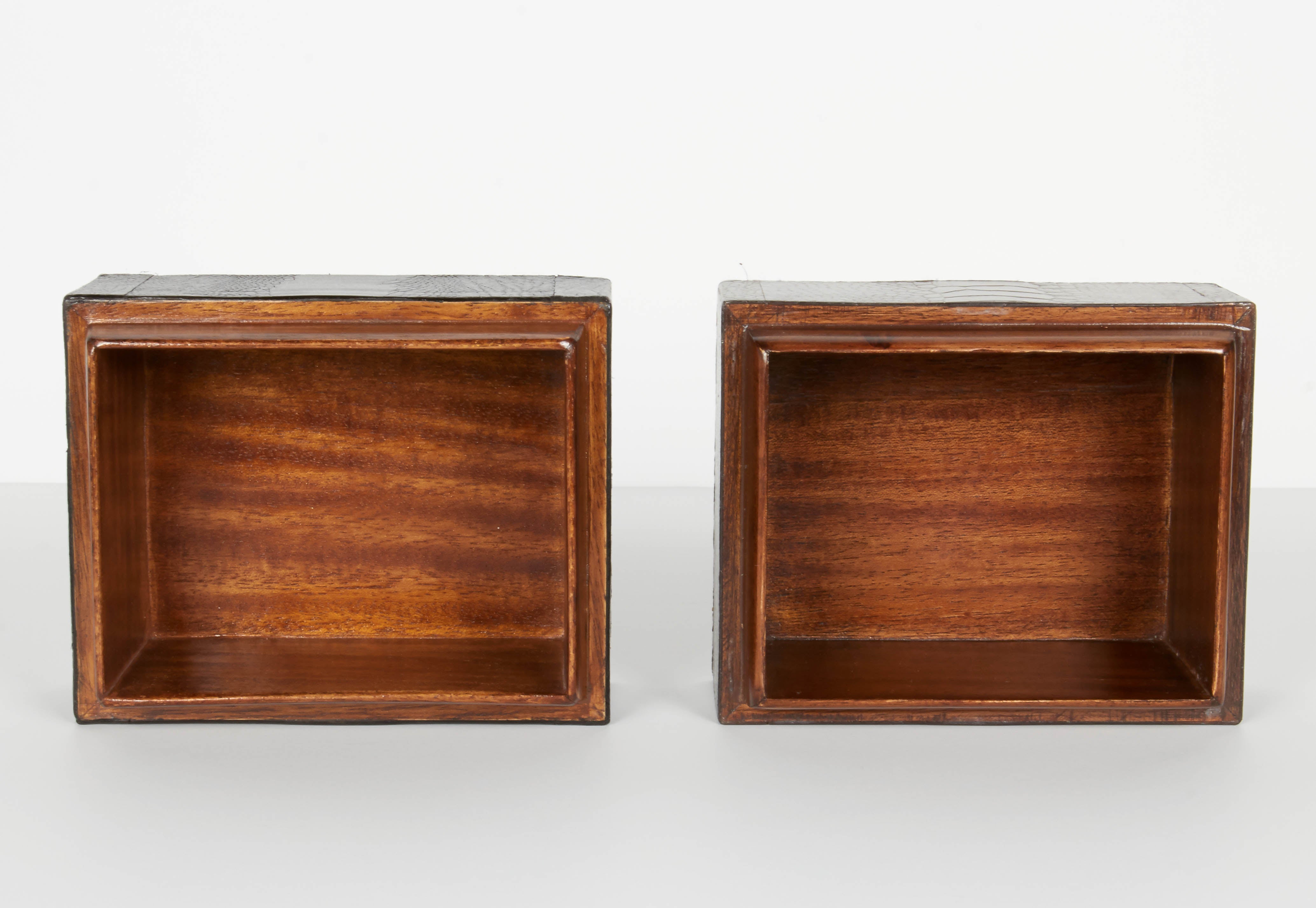 Contemporary Pair of Exotic Ostrich Leather Decorative Boxes with Bone Inlay ‘Black/Espresso’