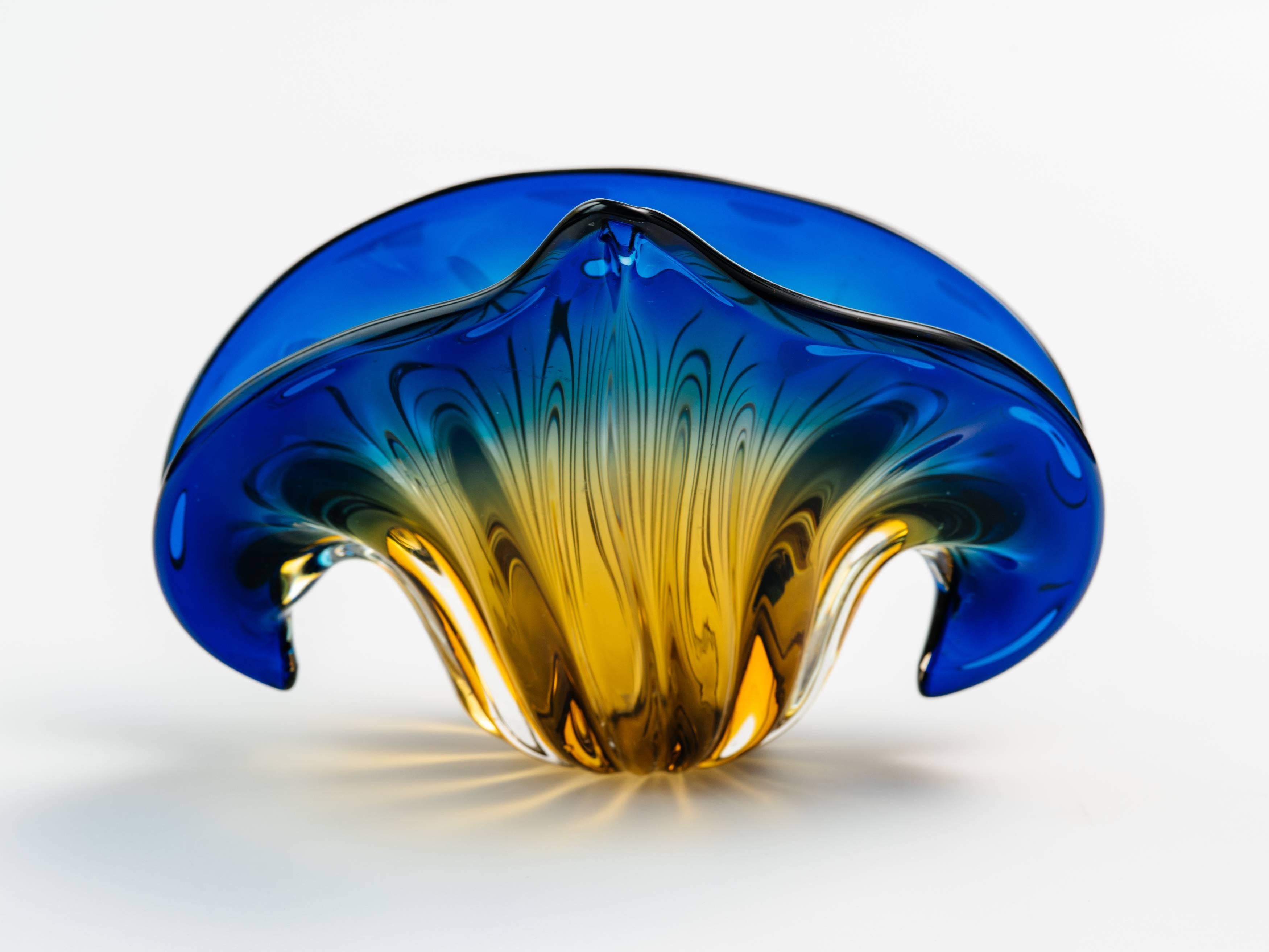 Mid-20th Century Art Deco Fleur-de-Lis Murano Vase in Vibrant Blue and Amber