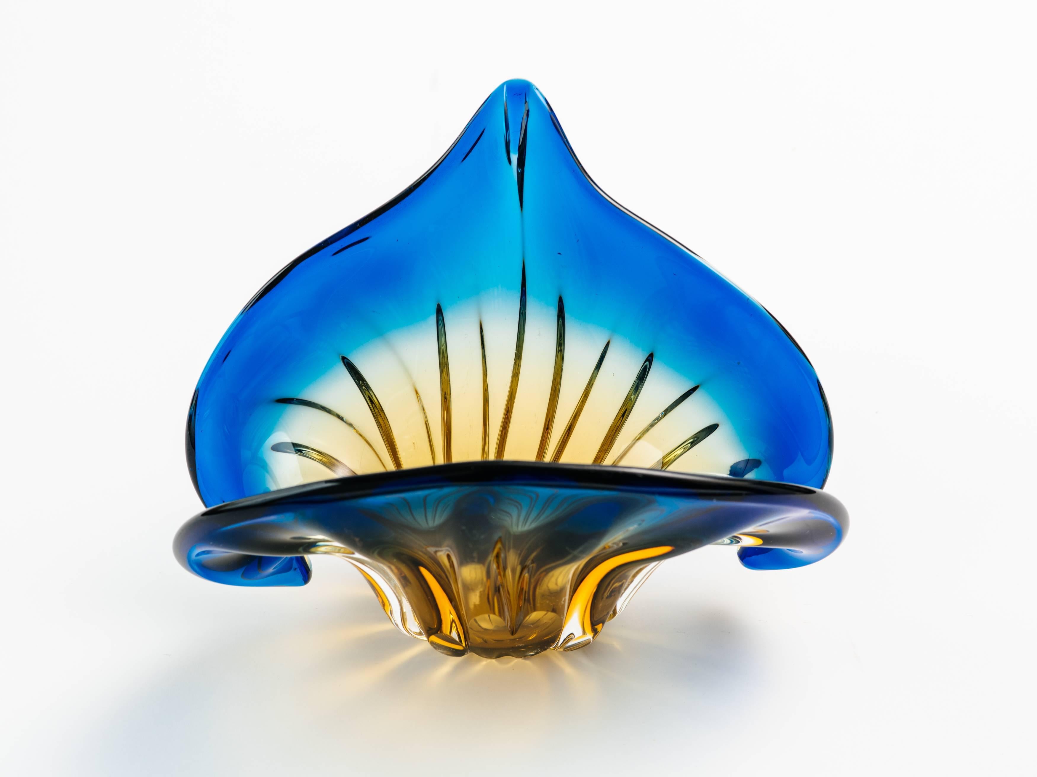 Art Deco Fleur-de-Lis Murano Vase in Vibrant Blue and Amber 2