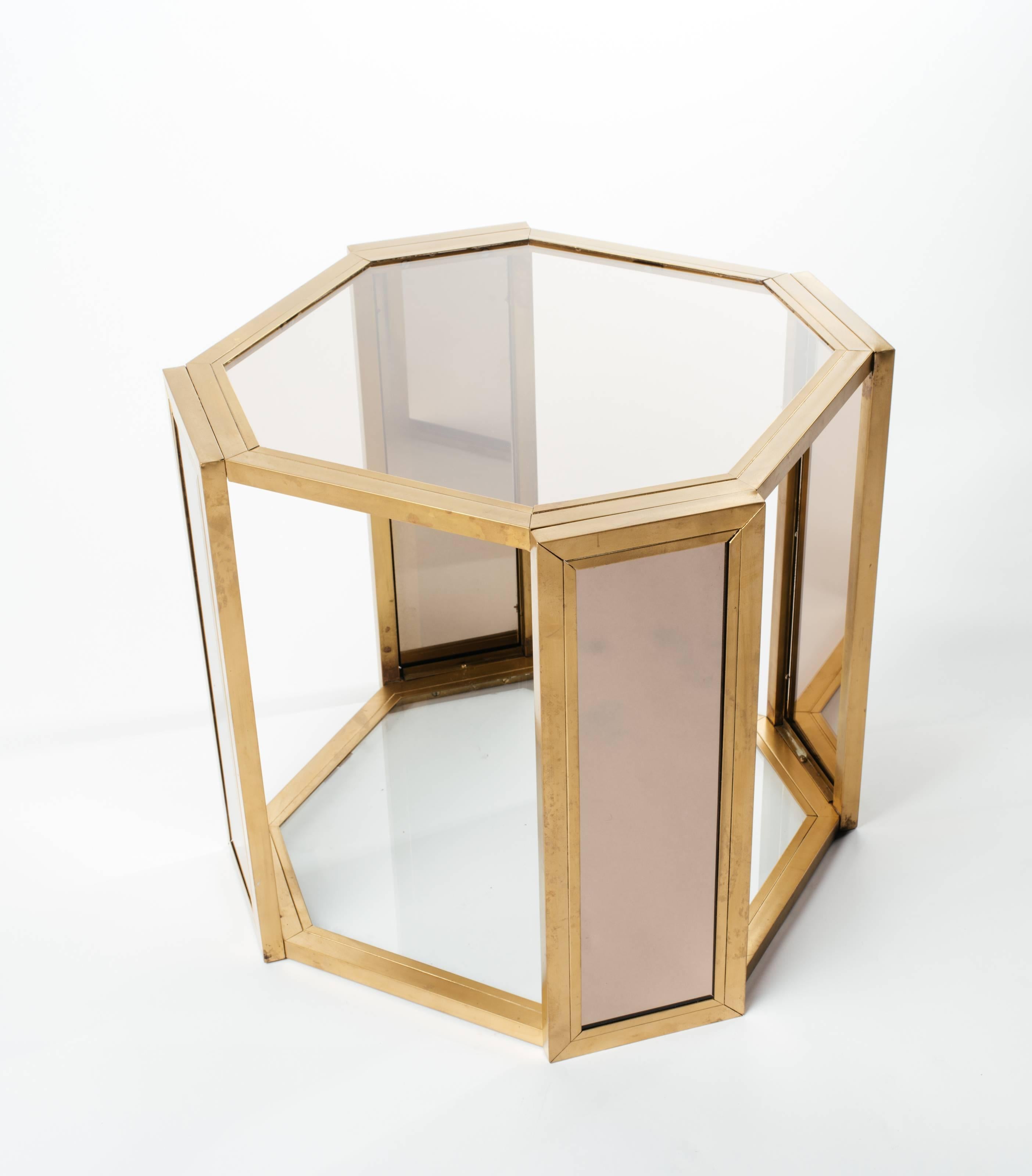 Pair of Hollywood Regency Hexagon End Tables in Brass and Smoked Glass 1