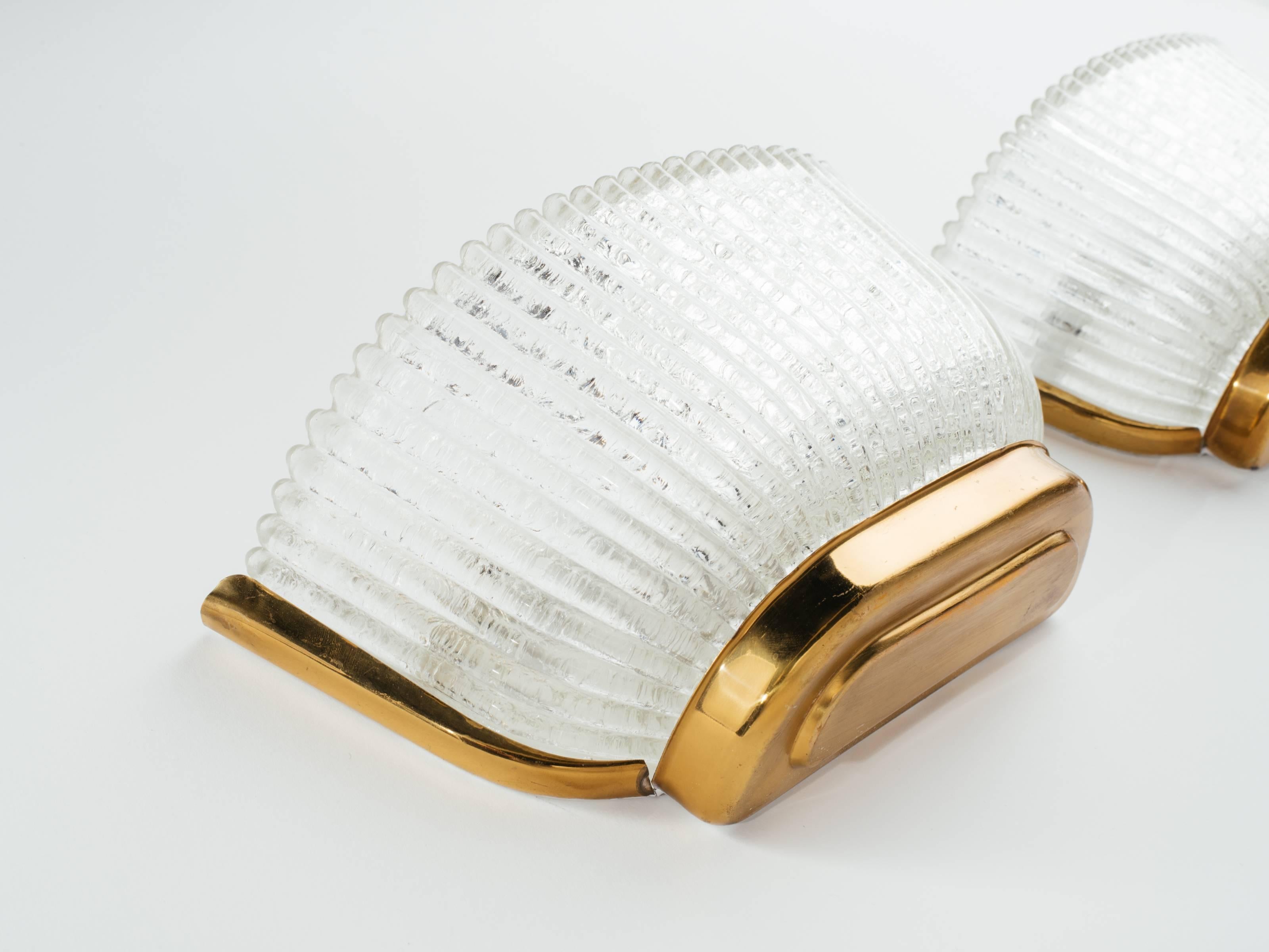 Plated Pair of Mid-Century Modern Fluted Glass Sconces by Archemide Seguso