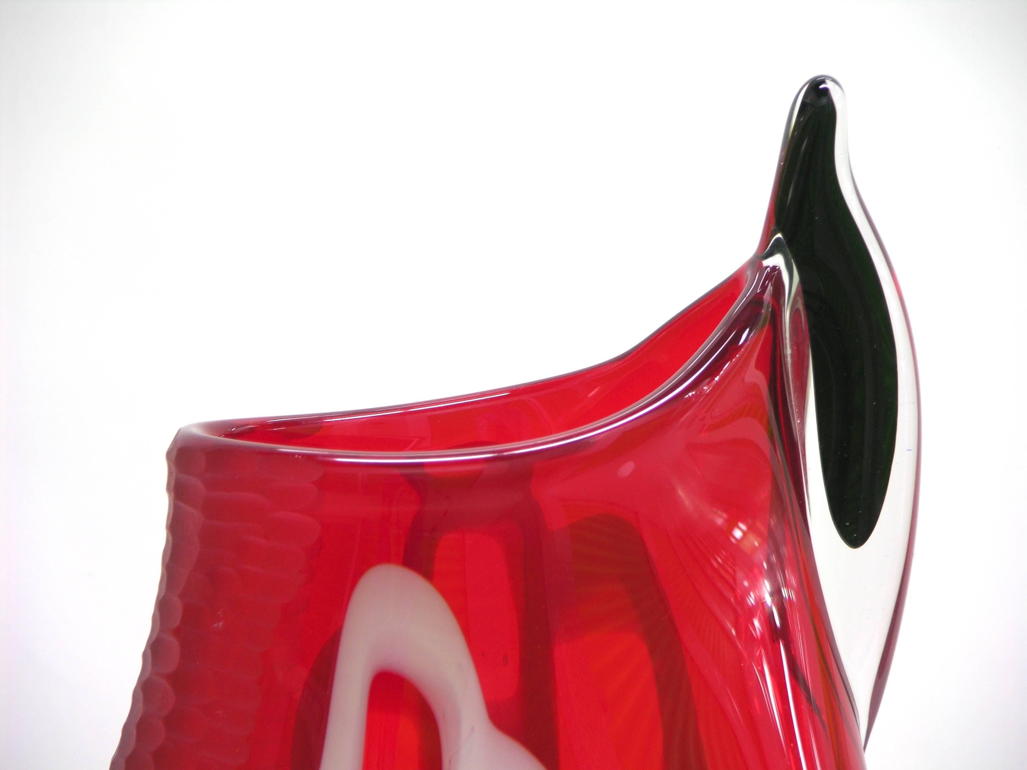 Late 20th Century Alberto Dona 1980s Modern Sculpture Red Black White Engraved Murano Glass Vase For Sale