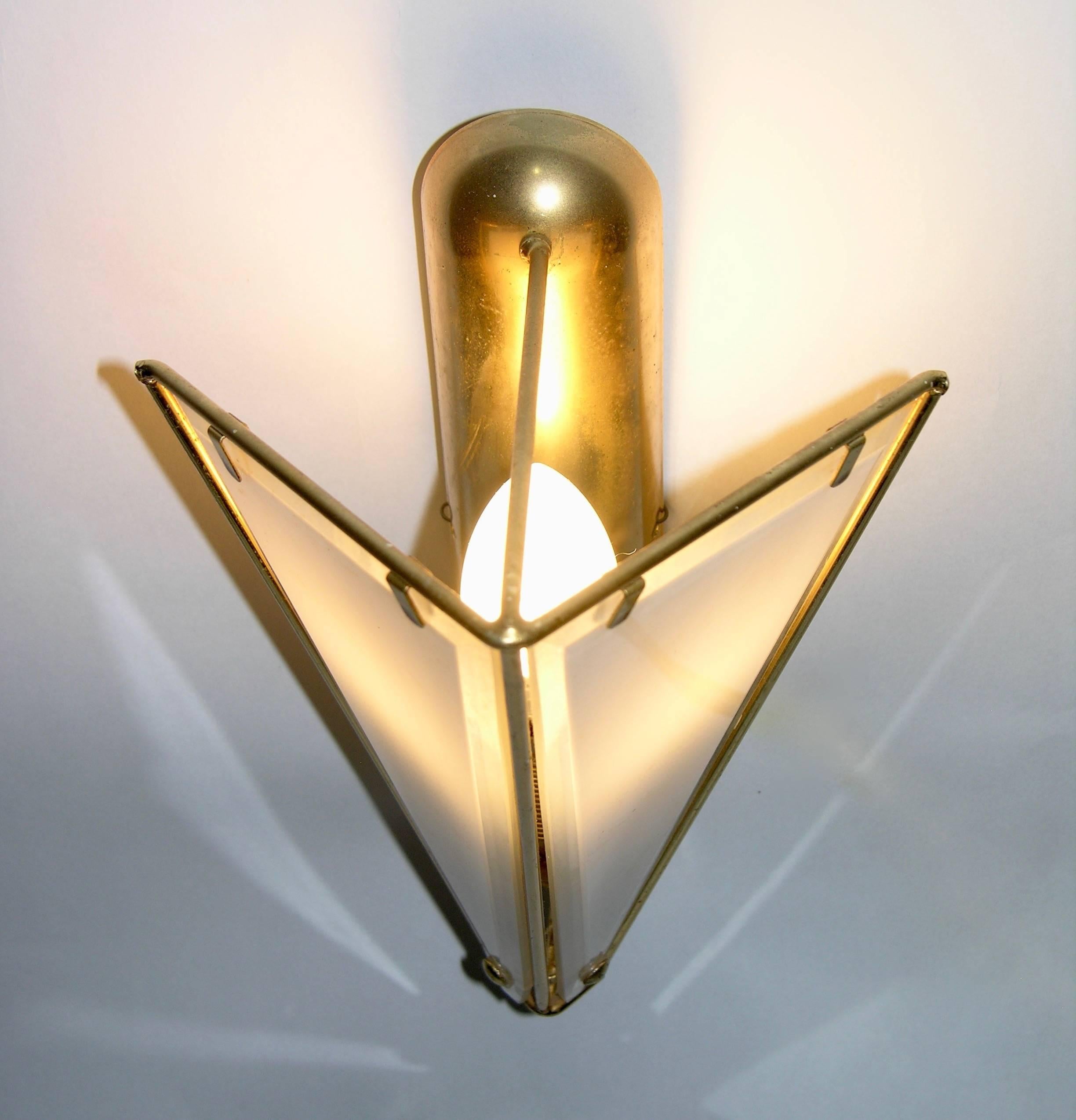 1980 Metalarte Pair of Brass and White Frosted Glass Triangular Wall Lights In Excellent Condition In New York, NY