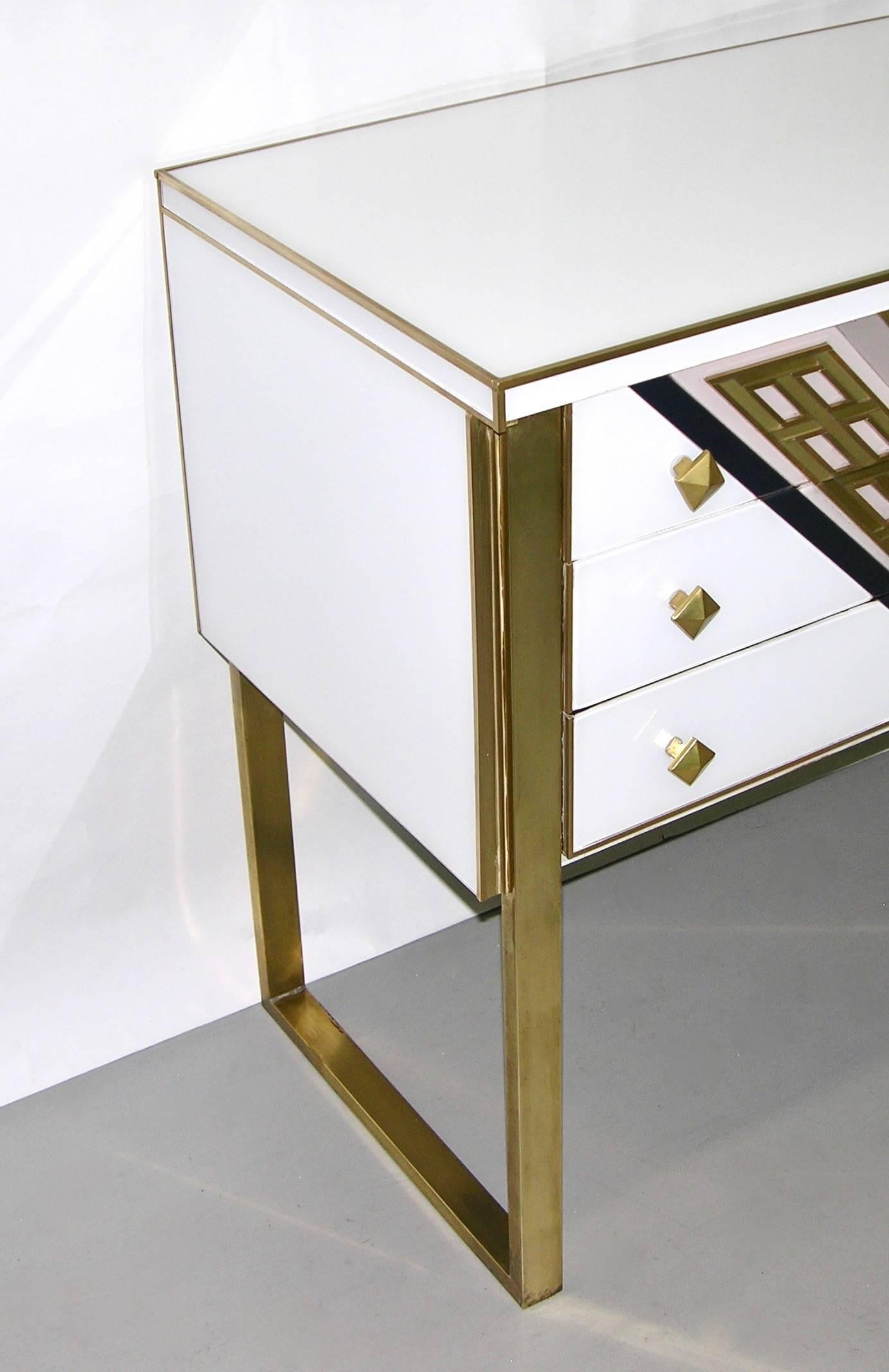 1990s Italian Unique White Black and Gold Chest or Sideboard on Brass Legs In Excellent Condition For Sale In New York, NY