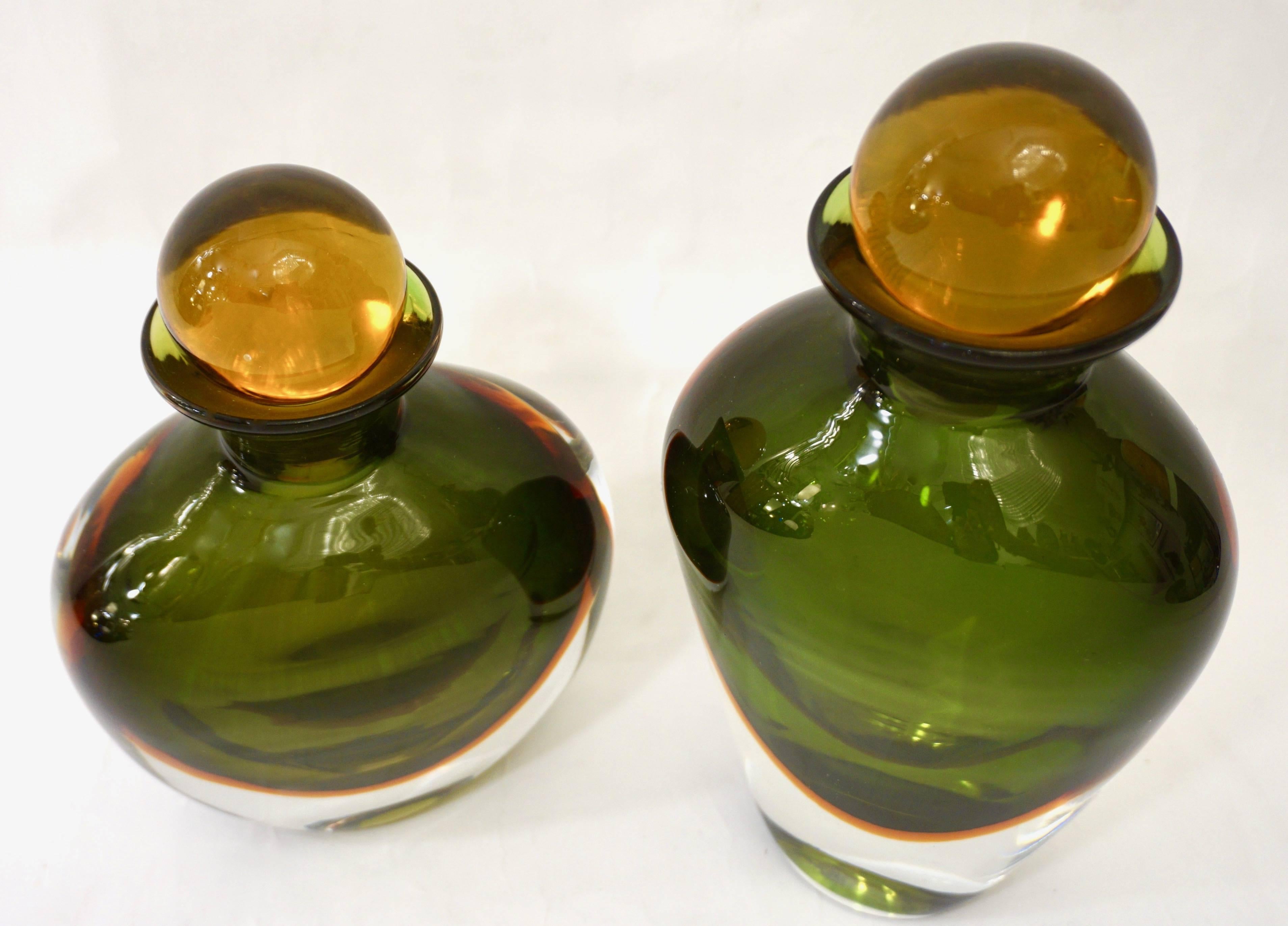 Formia Modern Italian Pair of Ovoid Yellow Green Orange Murano Glass Bottles In Excellent Condition In New York, NY