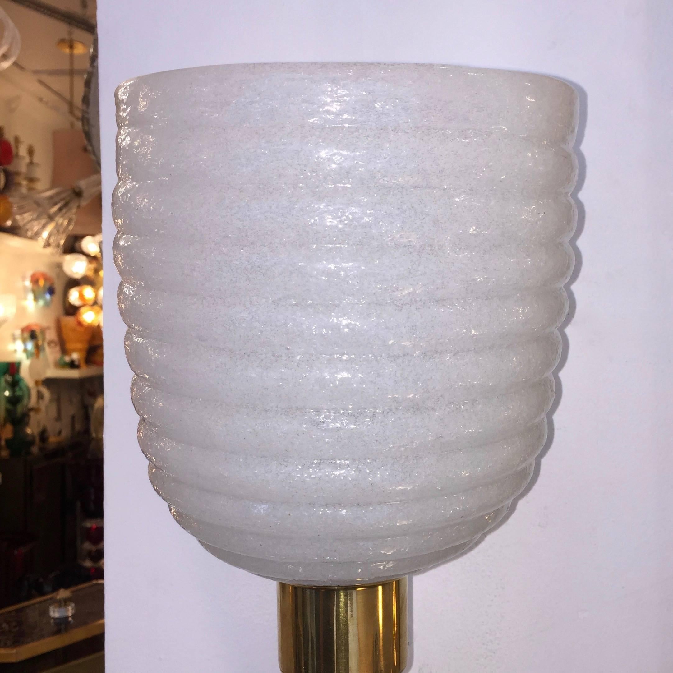 Mid-20th Century 1960s Italian Pair of Art Deco Design Gold Brass and White Murano Glass Sconces For Sale