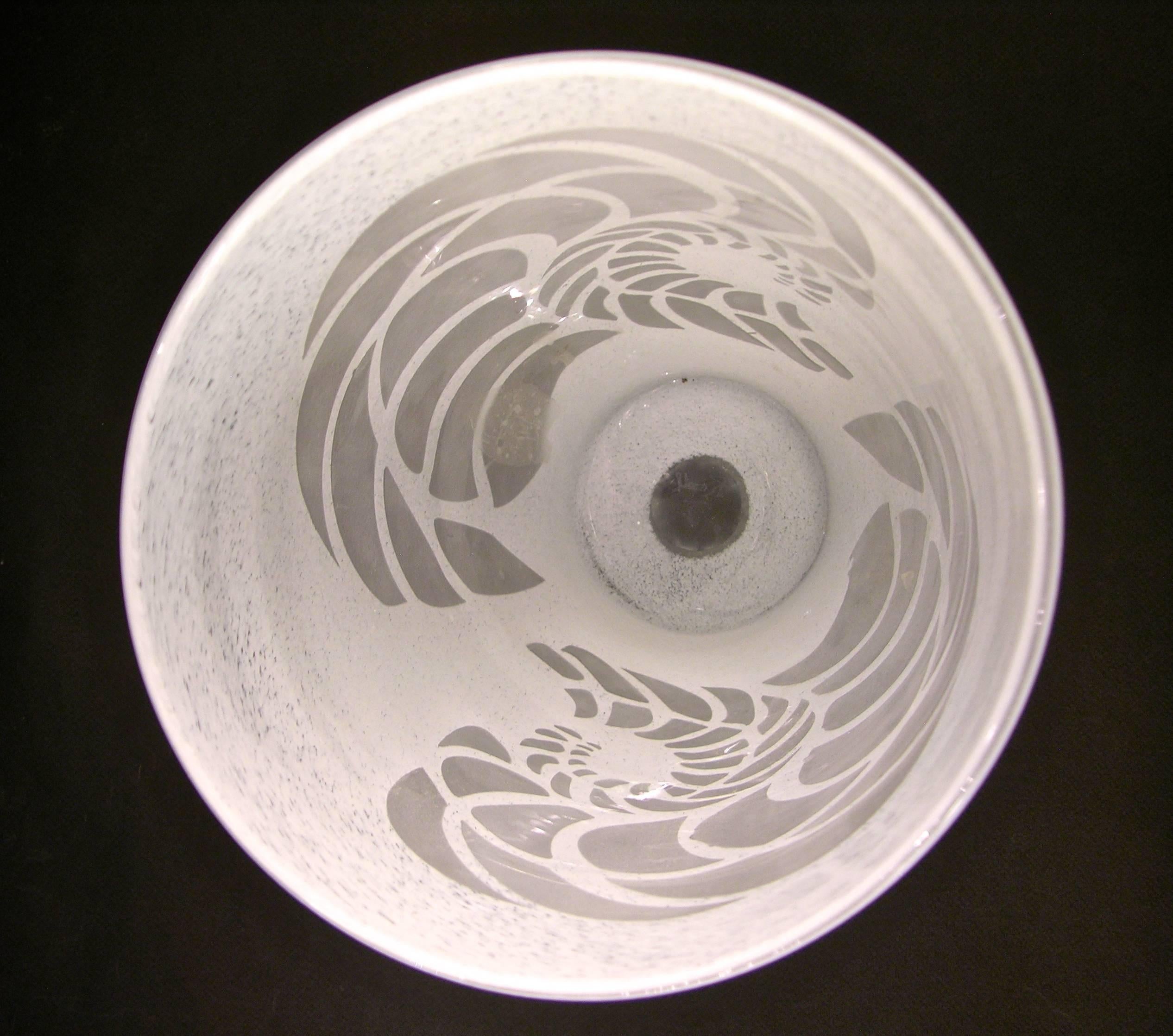 20th Century White Textured Murano Glass Vase with Fern Decor