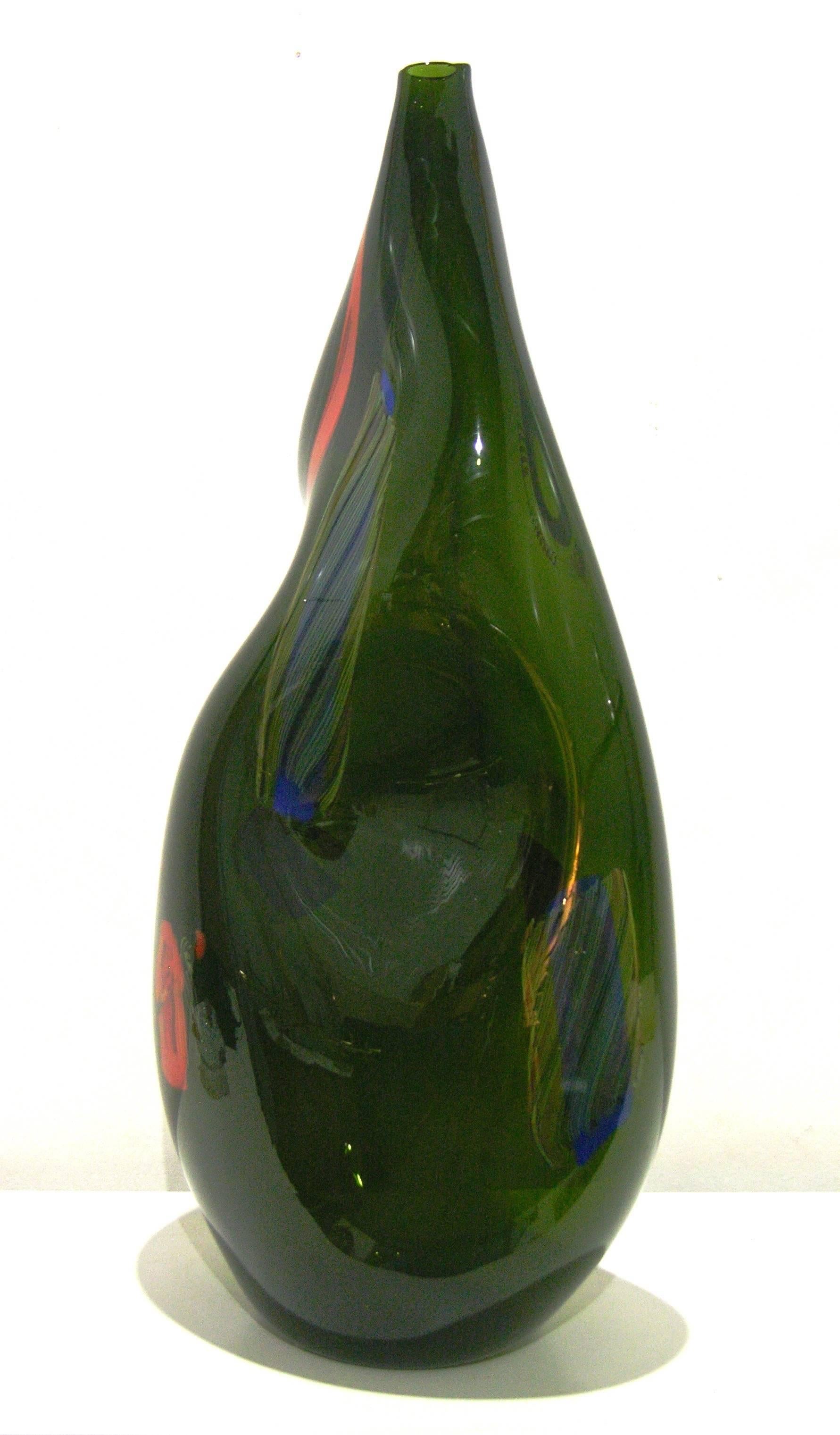 Italian Murano glass vase, contemporary work of art signed by Davide Dona.'
The modern execution is extraordinary and reveals mastership in glass blowing and decorative techniques. Some of Davide's works are displayed at the Murano Glass Museum. The
