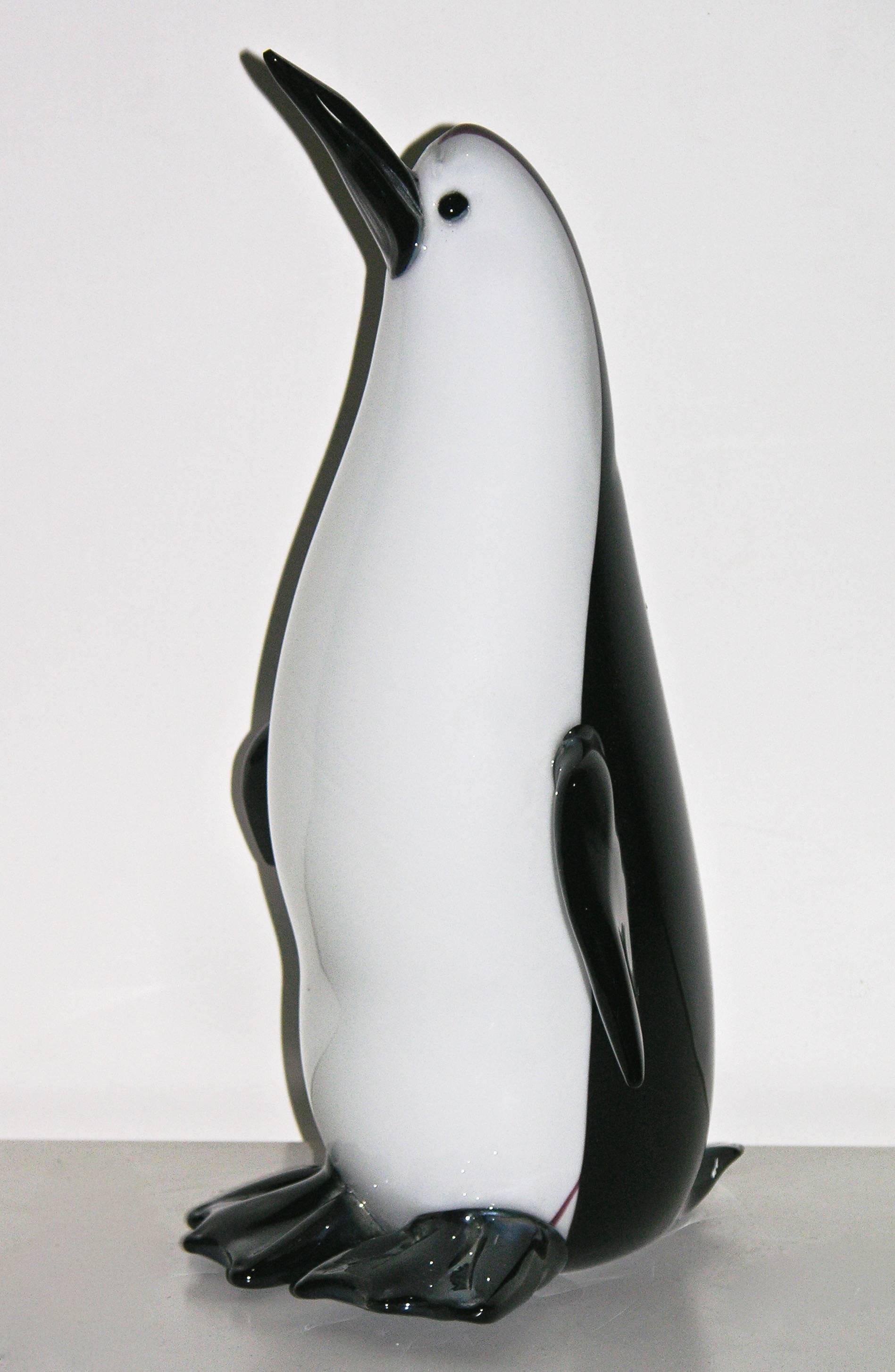 Late 20th Century Formia 1990s Rare Large Size Set of Three Murano Glass Penguins