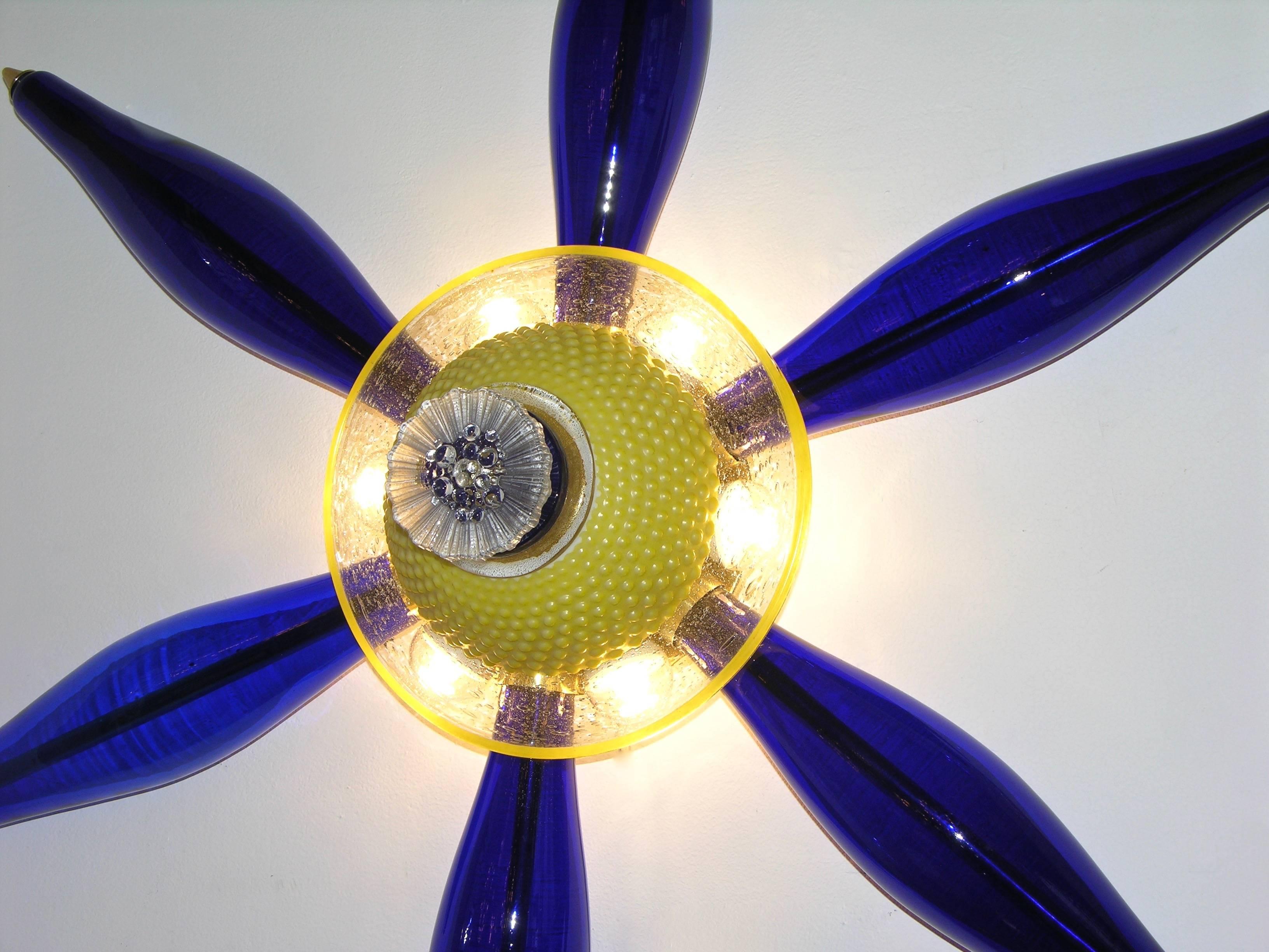 1960 Vintage Italian Pair of Unique Star Sconces in Yellow and Blue Murano Glass In Excellent Condition In New York, NY