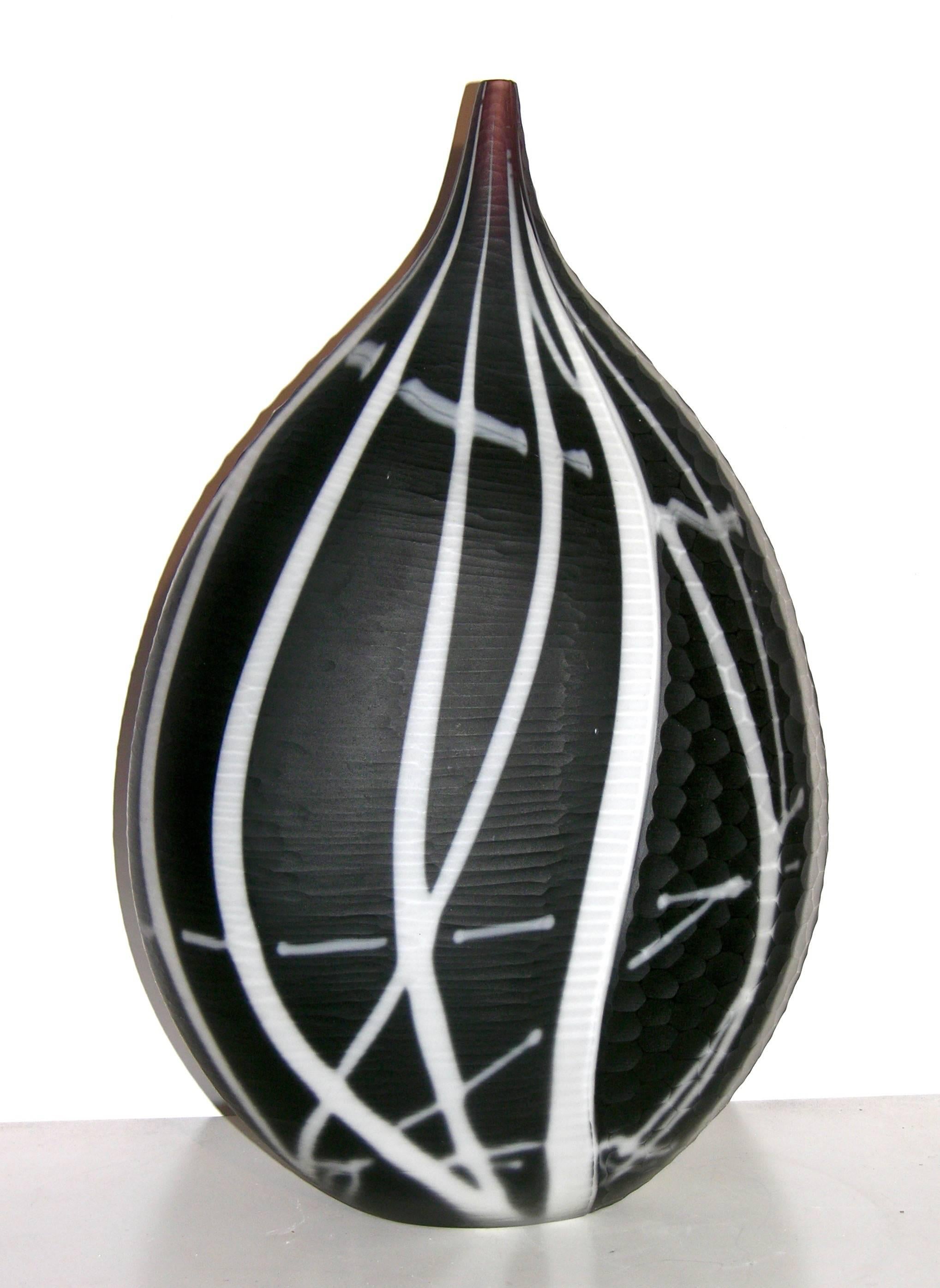 Alberto Dona 1980s Italian Modern Purple Black and White Murano Art Glass Vase 1