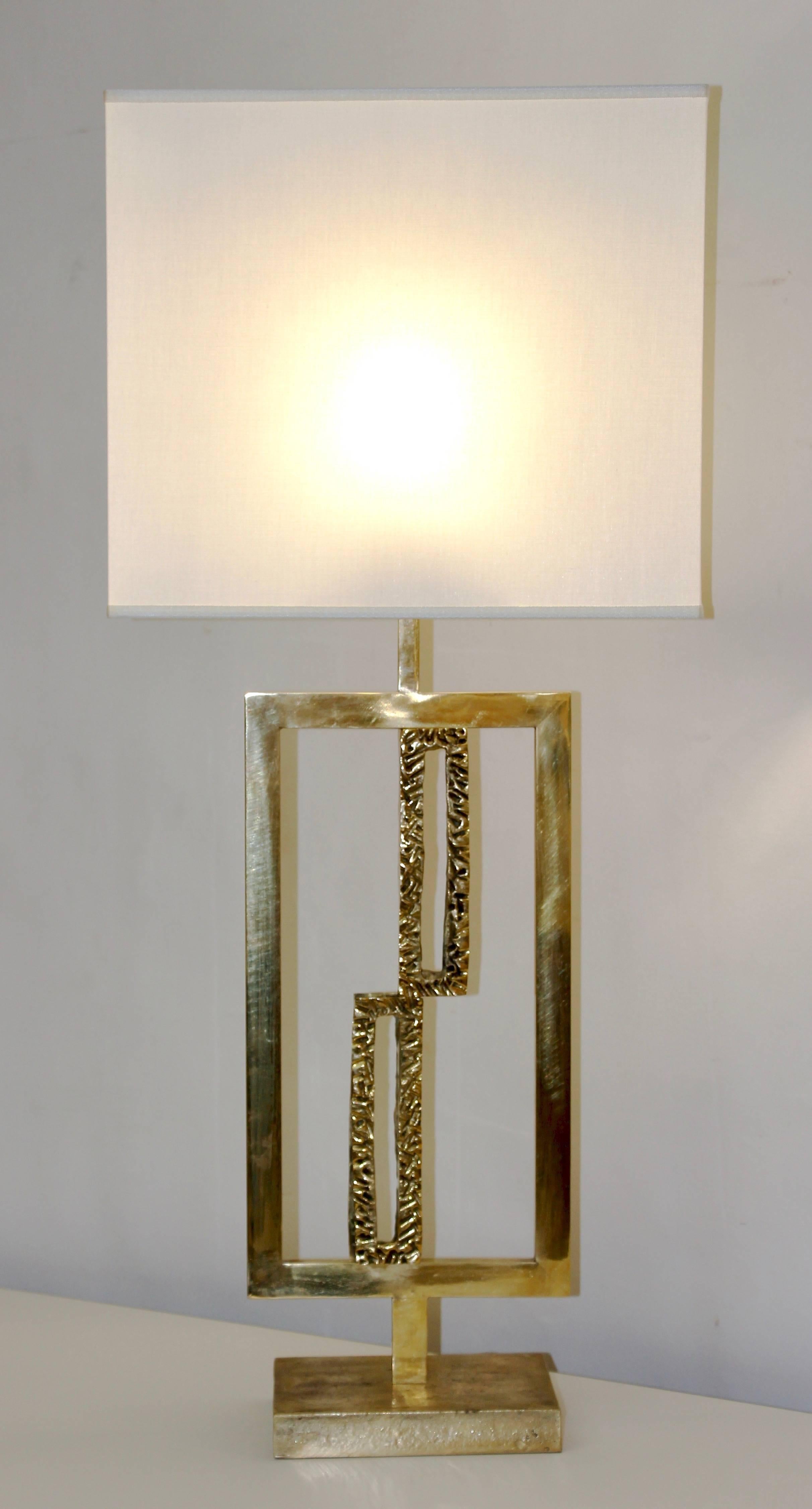 Modern Italian Design Contemporary Pair of Cast Bronze and Gold Brass Rectangular Lamps