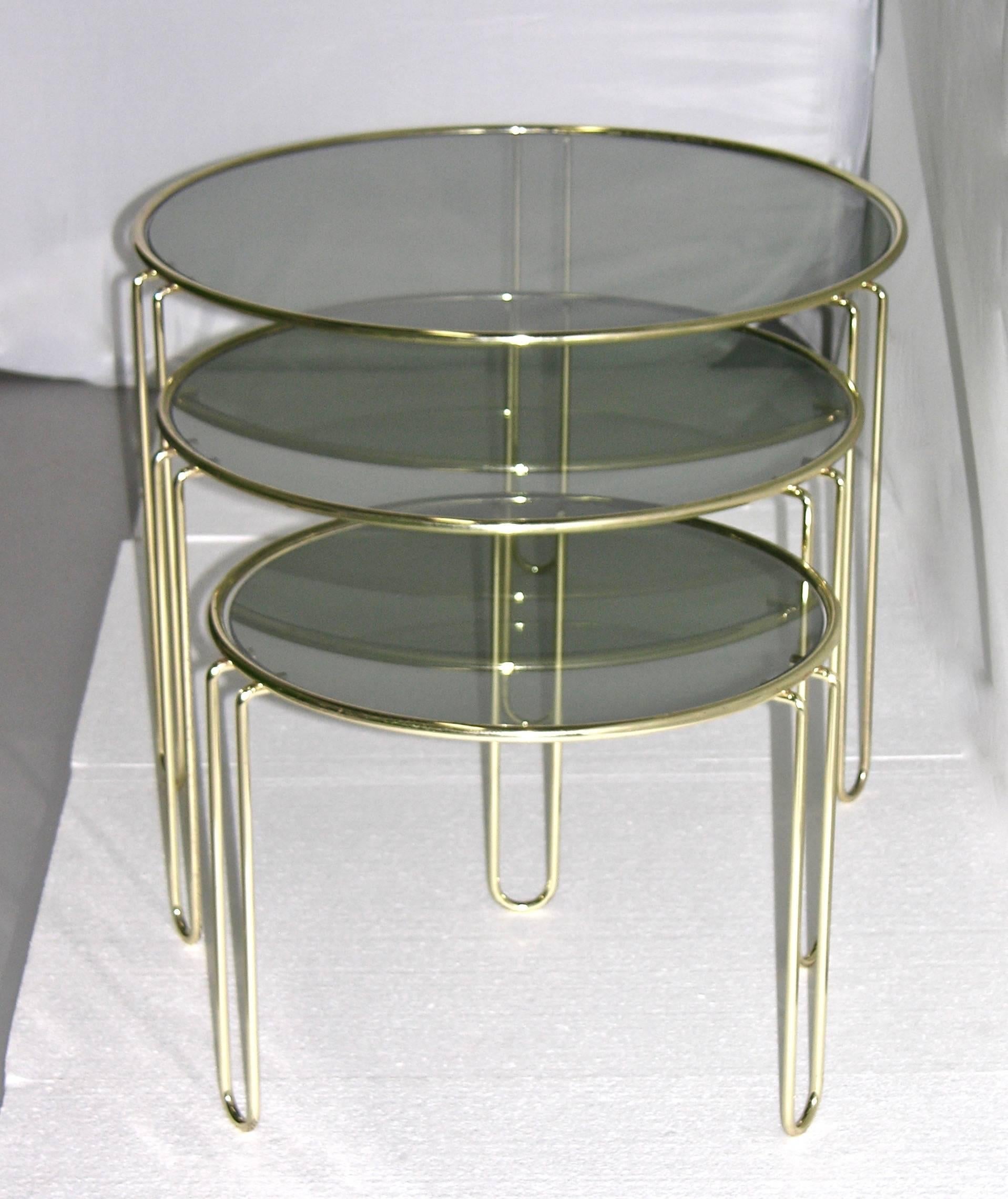 1970s Italian Minimalist Set of Three Brass Smoked Glass Round Nesting Tables 2