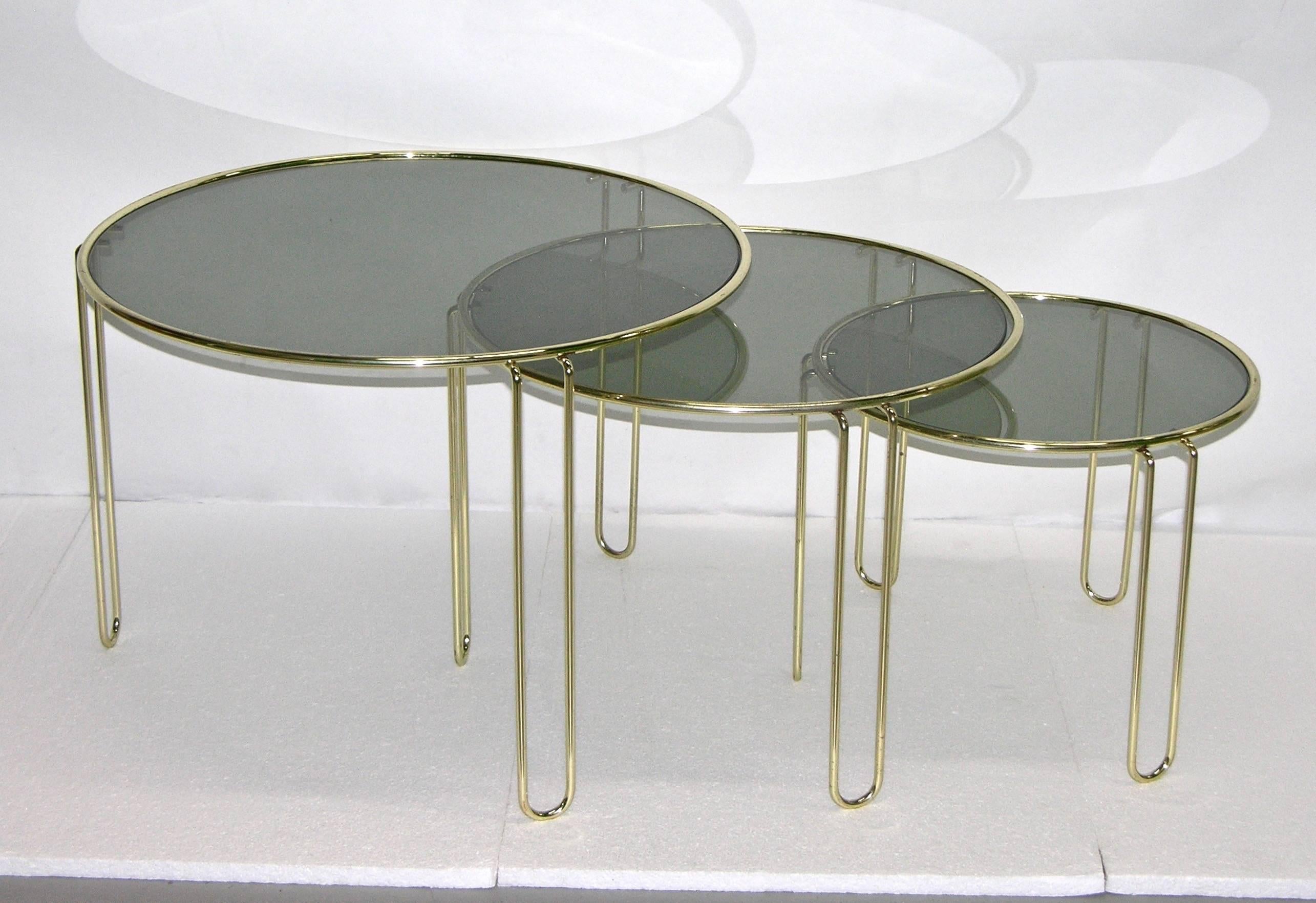 1970s Italian Minimalist Set of Three Brass Smoked Glass Round Nesting Tables 1