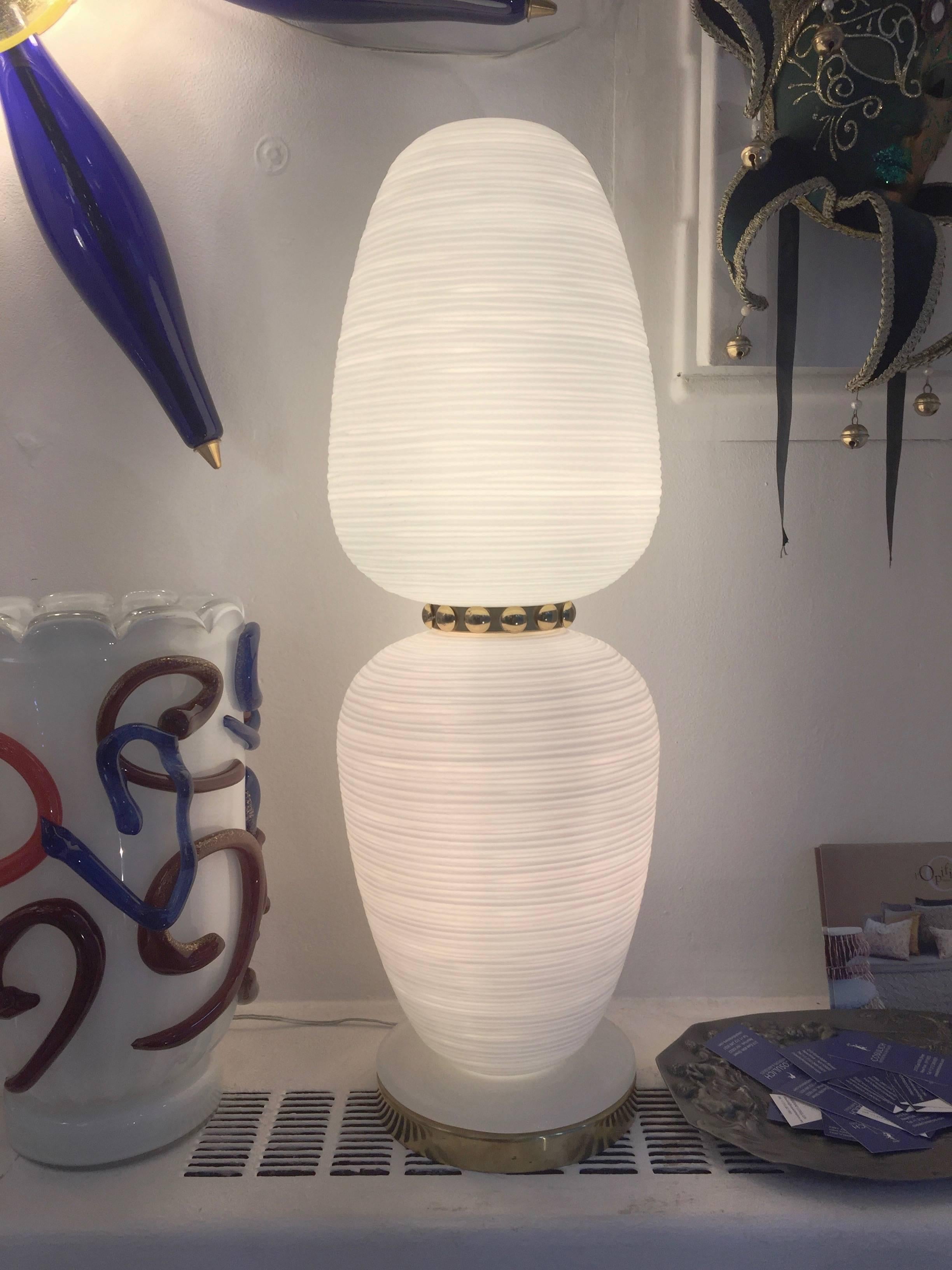 Blown Glass 1970s Vistosi Italian Pair of Vintage Gold and White Murano Glass Lamps