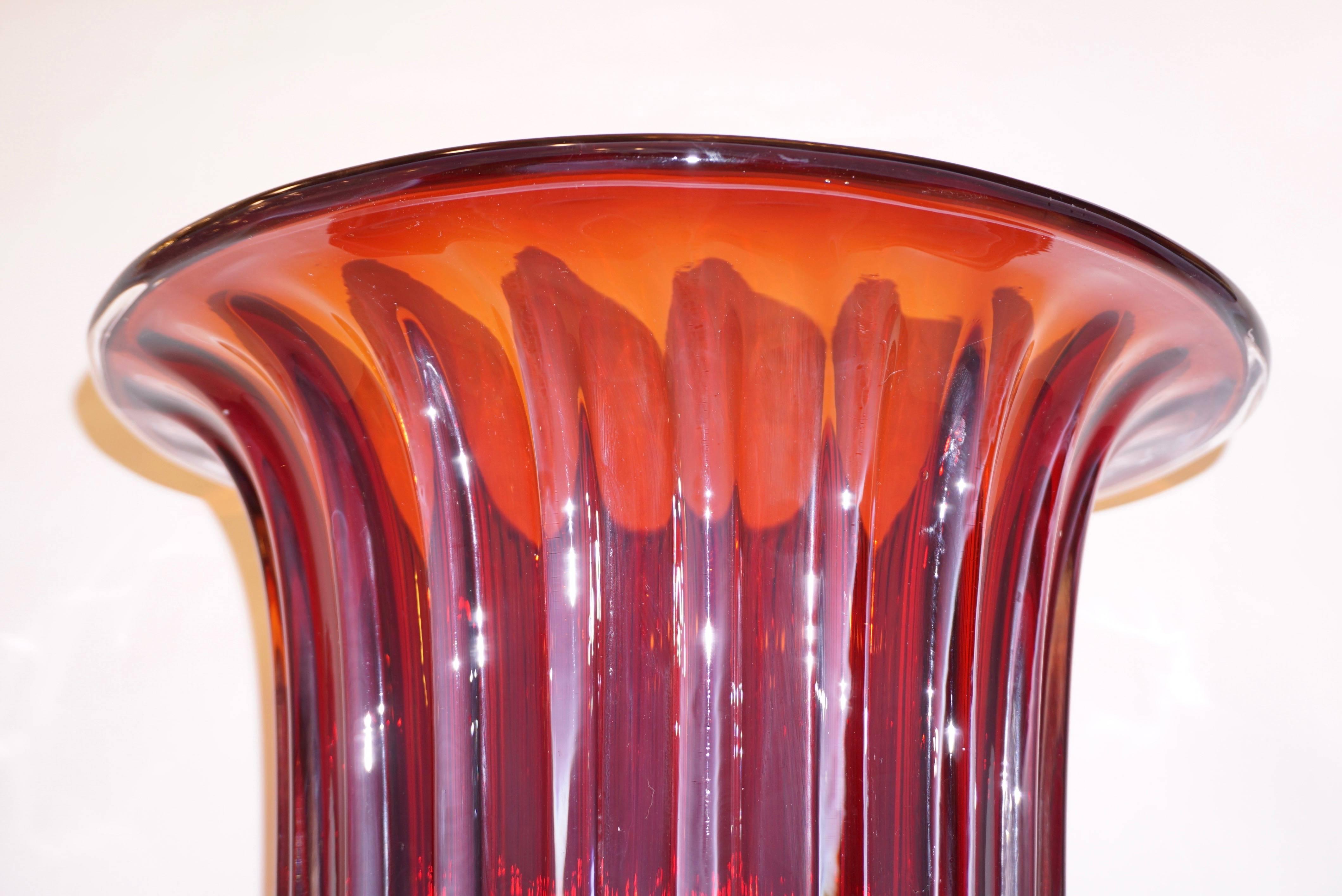 Toso Italian Pair of Huge Golden Ruby Red Murano Glass Vases by Pino Signoretto In Excellent Condition In New York, NY