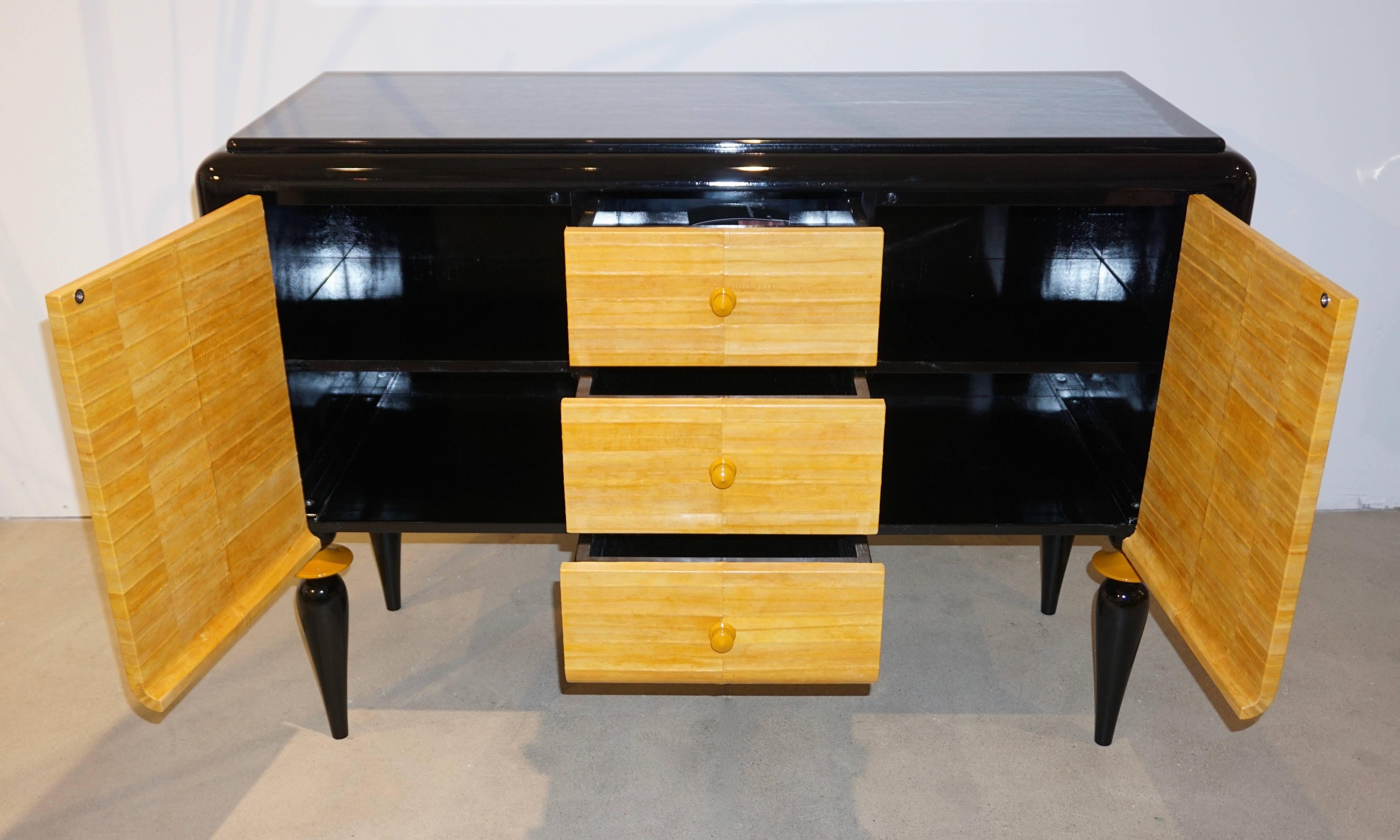 Italian Contemporary Art Deco Design Black Lacquered Yellow Leather Sideboard 2