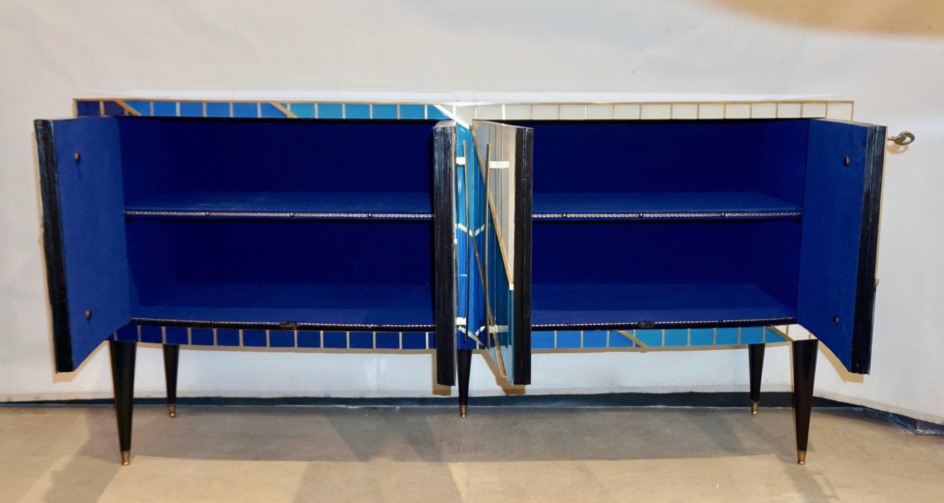 Hand-Crafted 1990s Italian Modern Brass and Glass Bowed Sideboard in Blue and Cream White