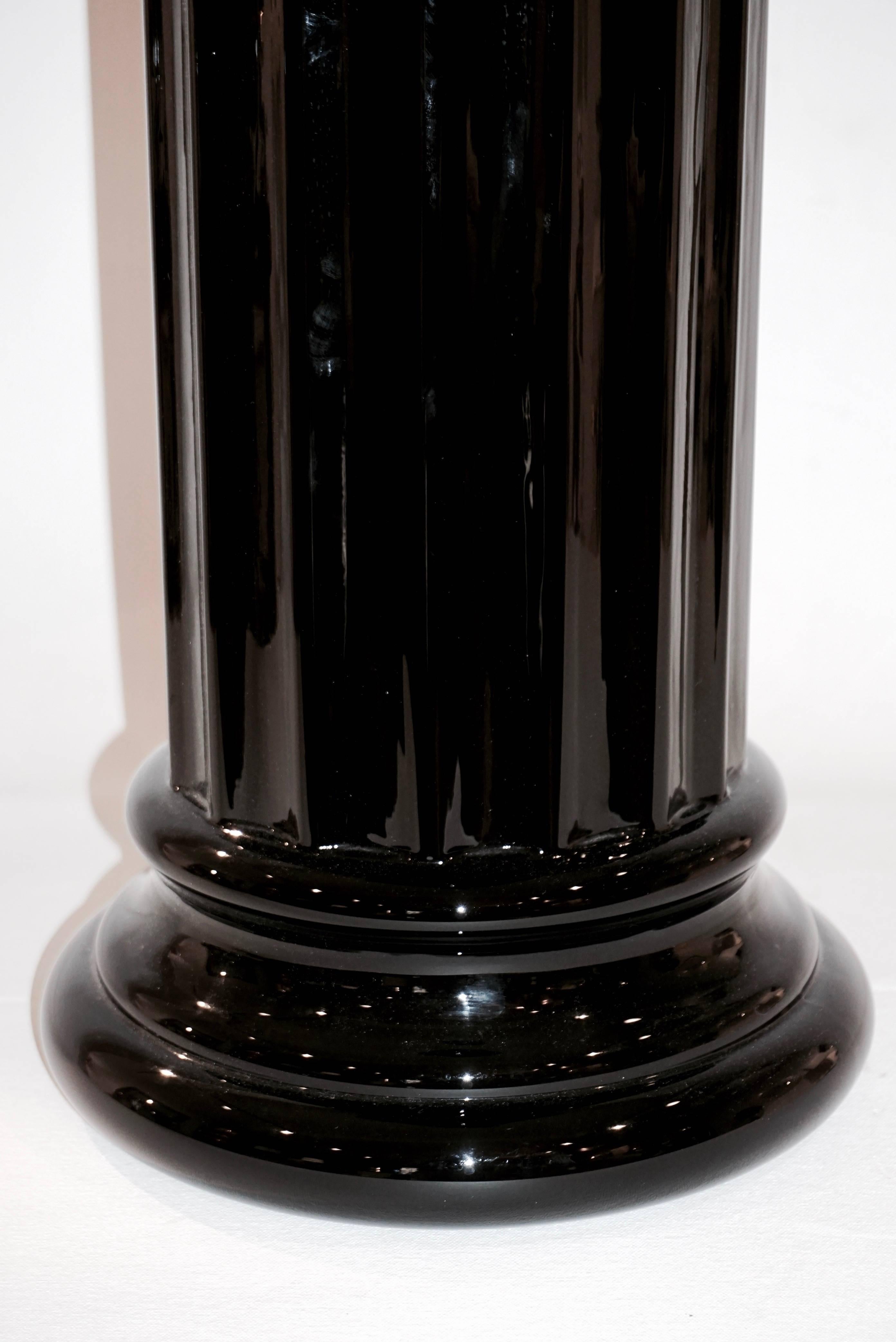 1960s Rare Pair of Italian Art Deco Black Glass Round Columns In Excellent Condition In New York, NY