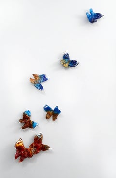 Vuelo de Mariposas Azules Escultura Contemporánea de Vidrio Soplado Arte Moderno de Pared