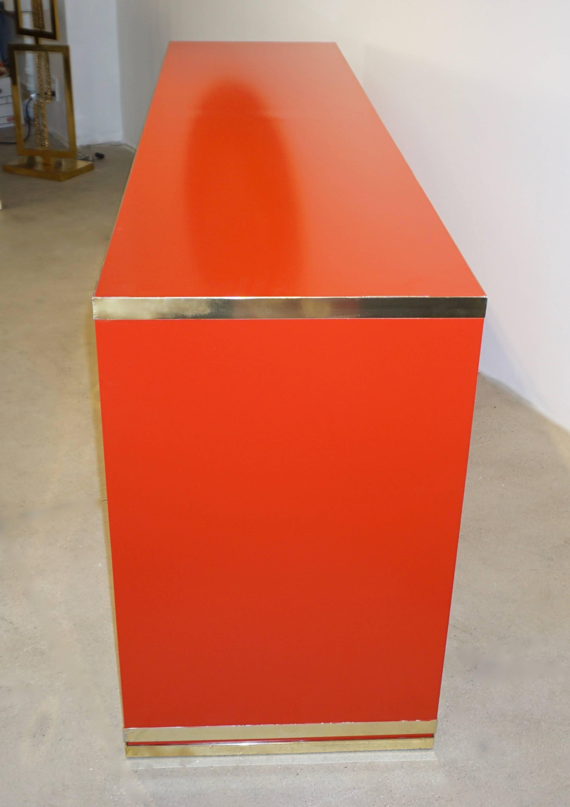 Hand-Crafted Italian 1970s Chinese Red Lacquered and Brass Asian Style Sideboard / Credenza
