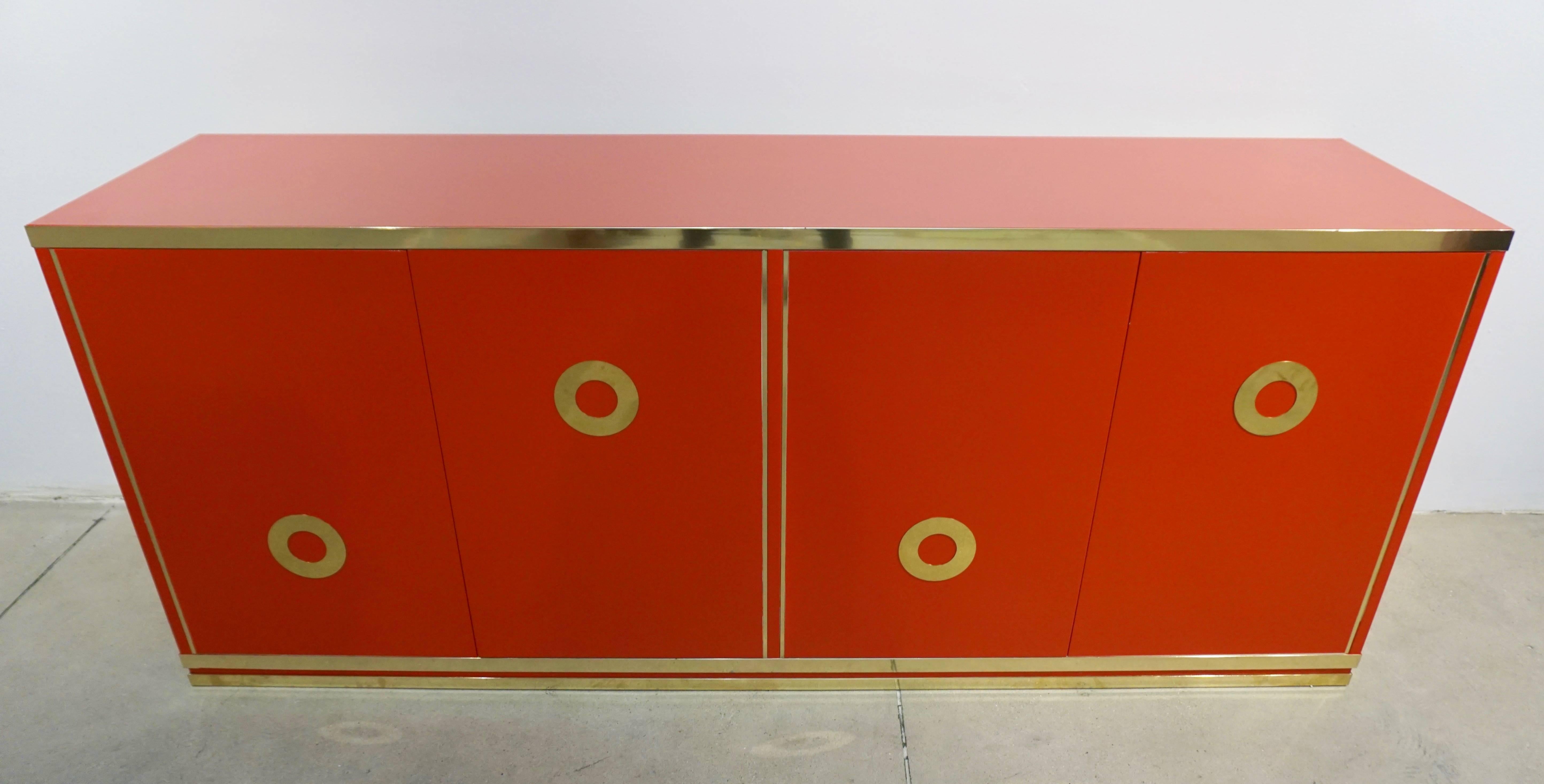 Italian 1970s Chinese Red Lacquered and Brass Asian Style Sideboard / Credenza 3
